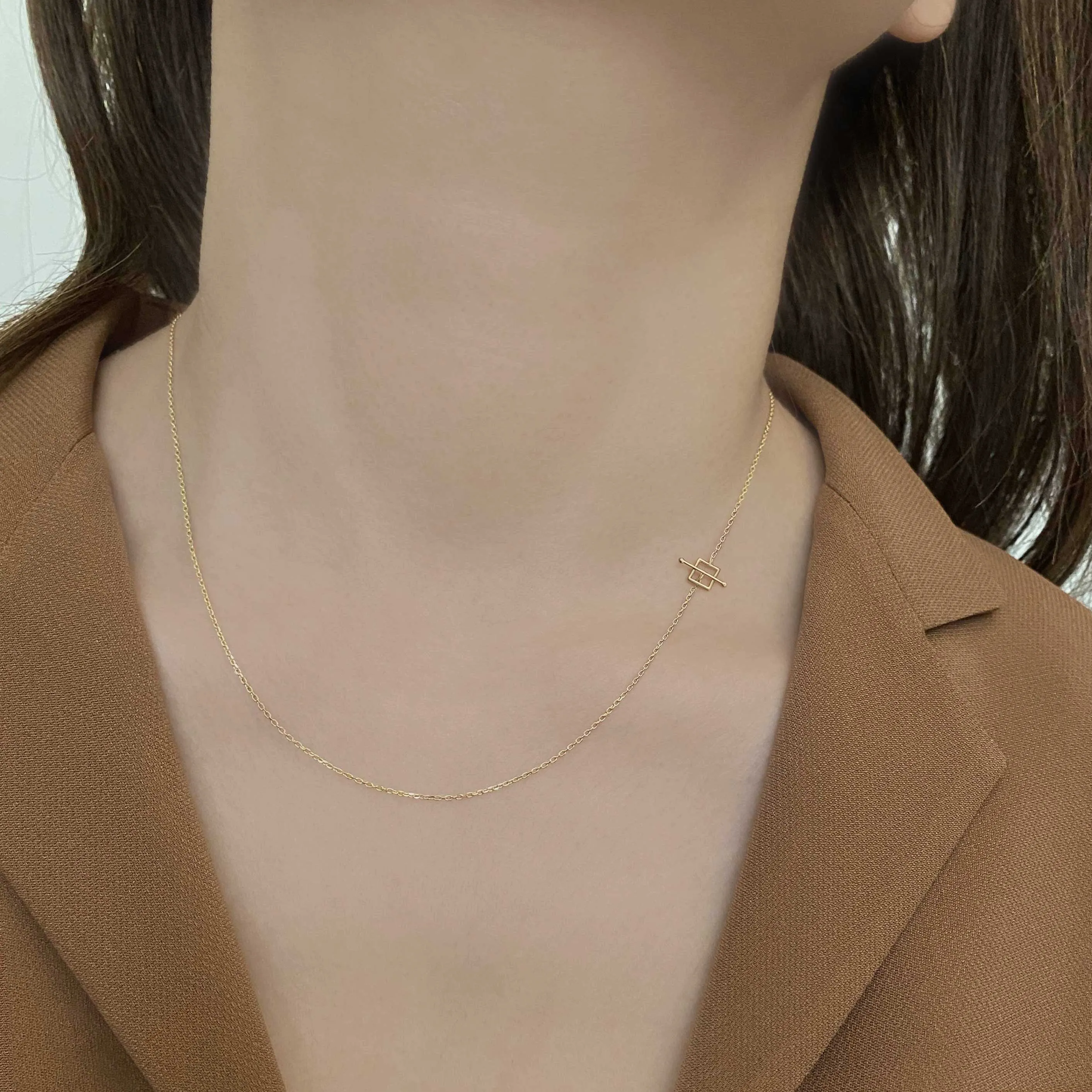 14k Solid Gold Thin Geometric Square Necklace