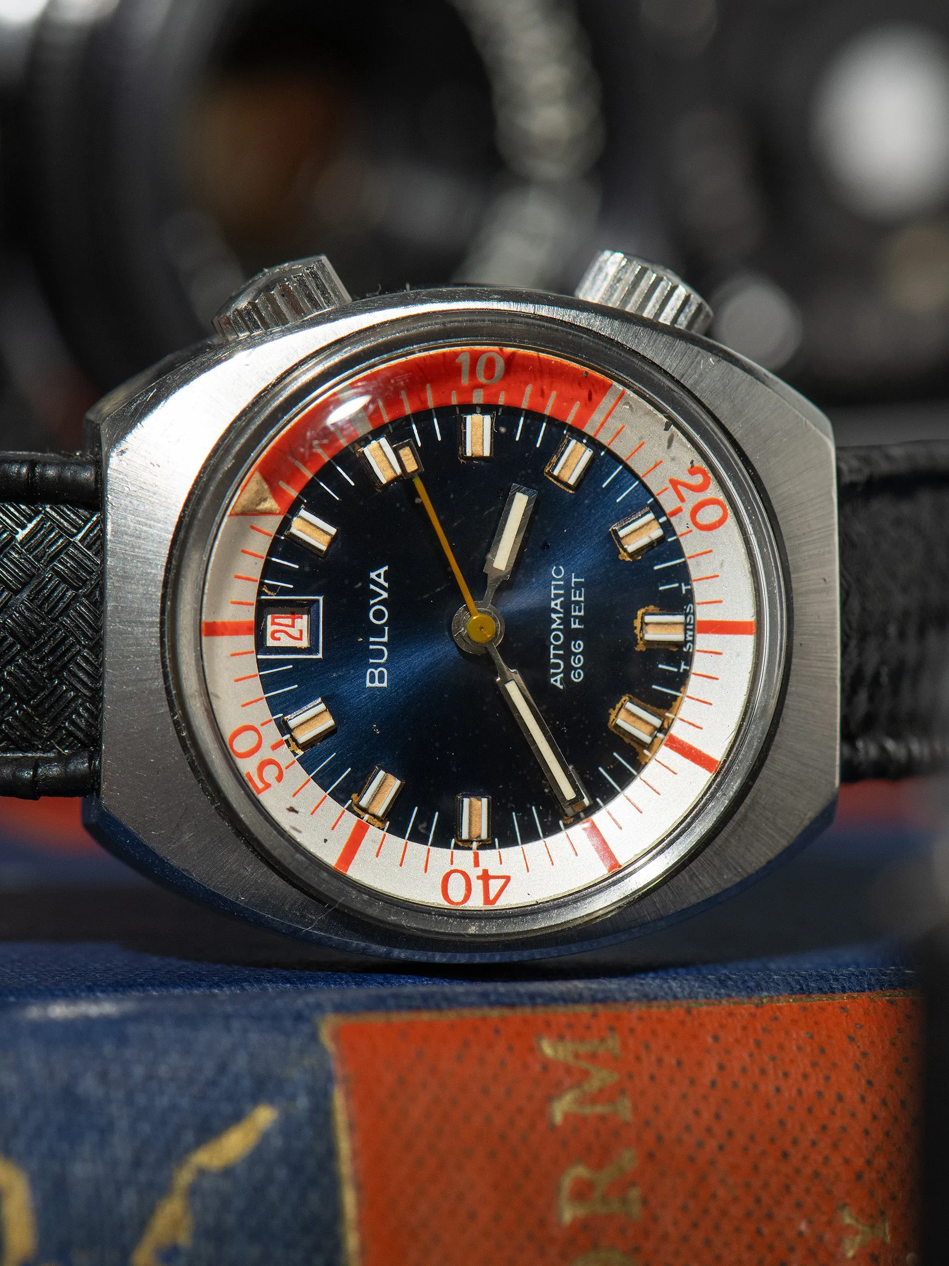 1971 Bulova Ladies Diver "O" (Ref. 7042)