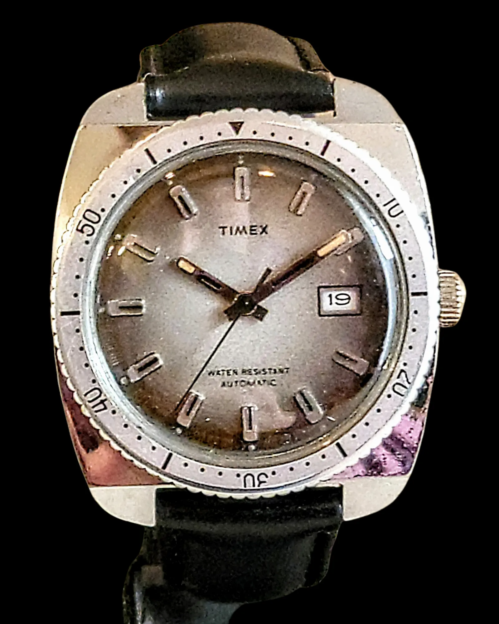 1975 TIMEX Viscount Automatic Watch Date Indicator Cal. M32