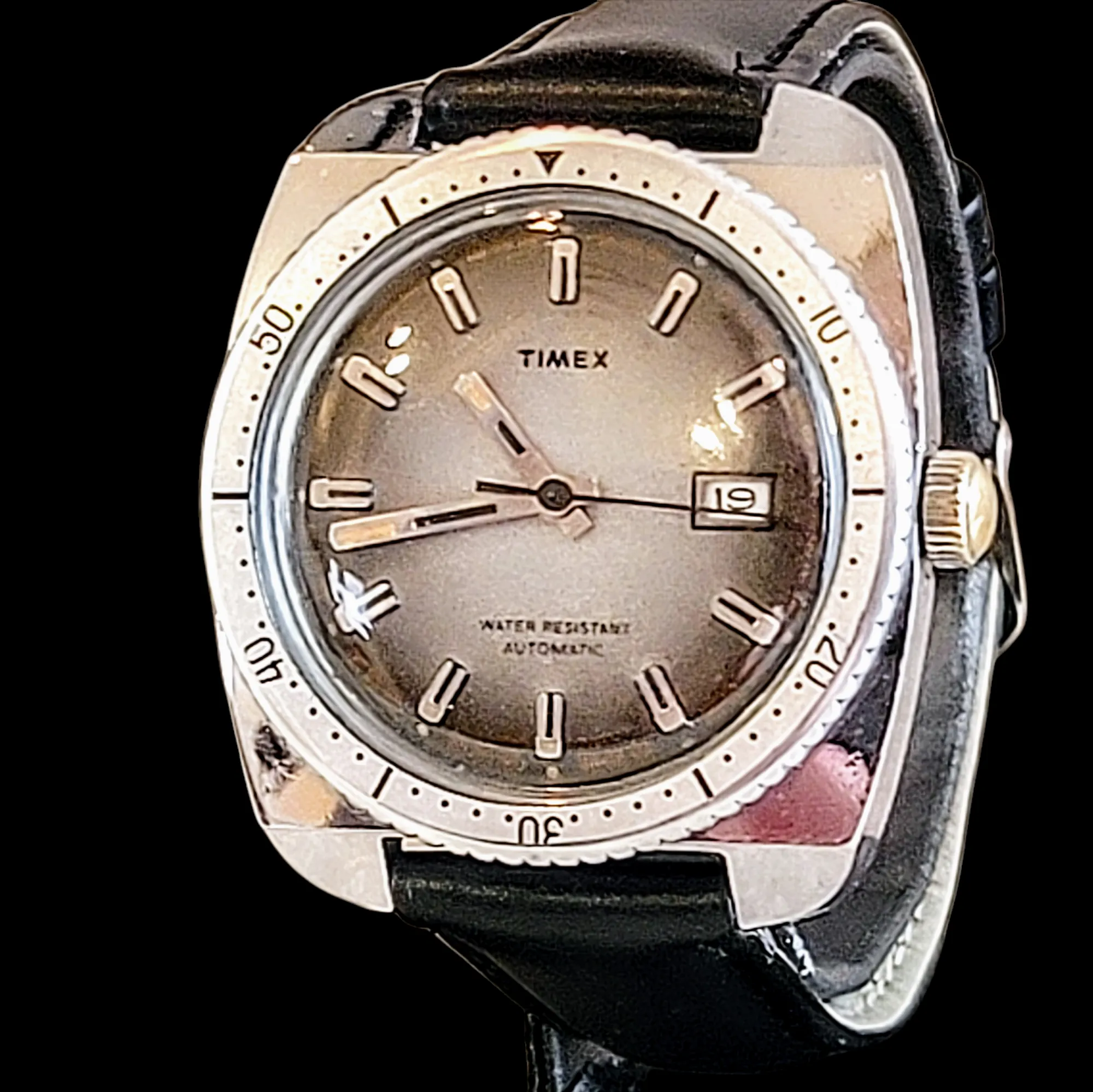 1975 TIMEX Viscount Automatic Watch Date Indicator Cal. M32