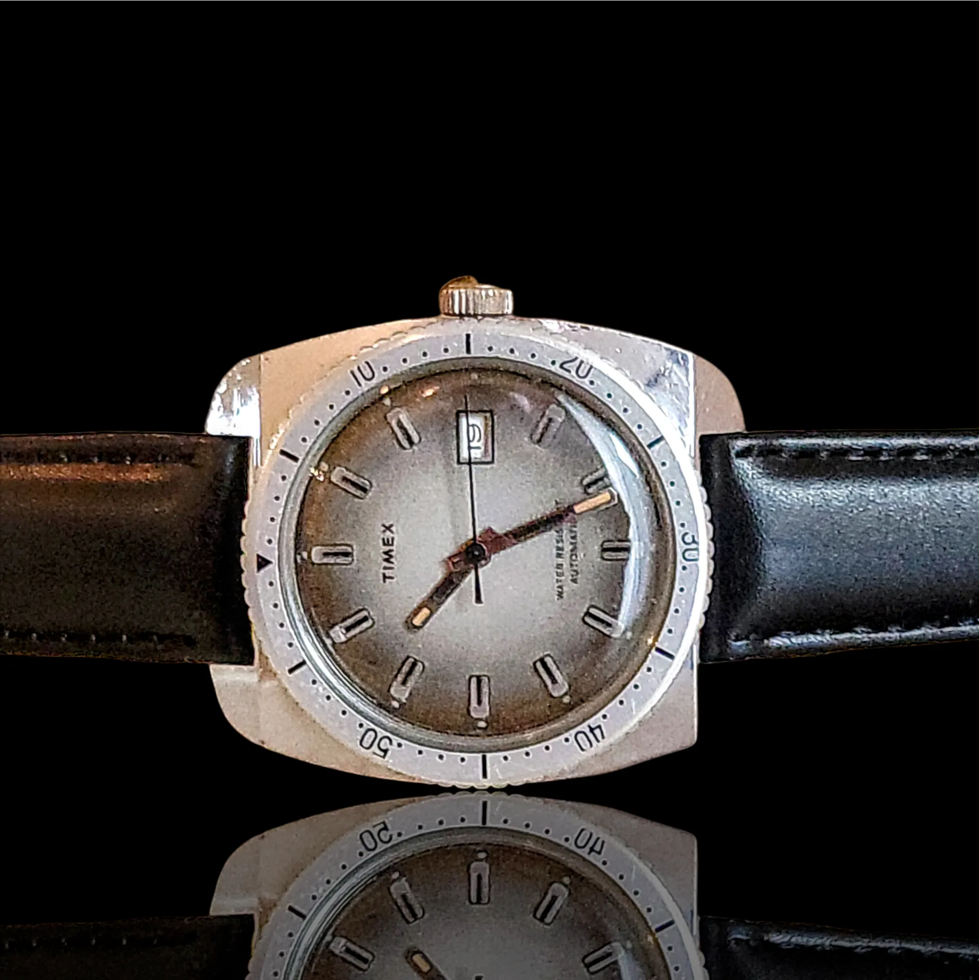 1975 TIMEX Viscount Automatic Watch Date Indicator Cal. M32