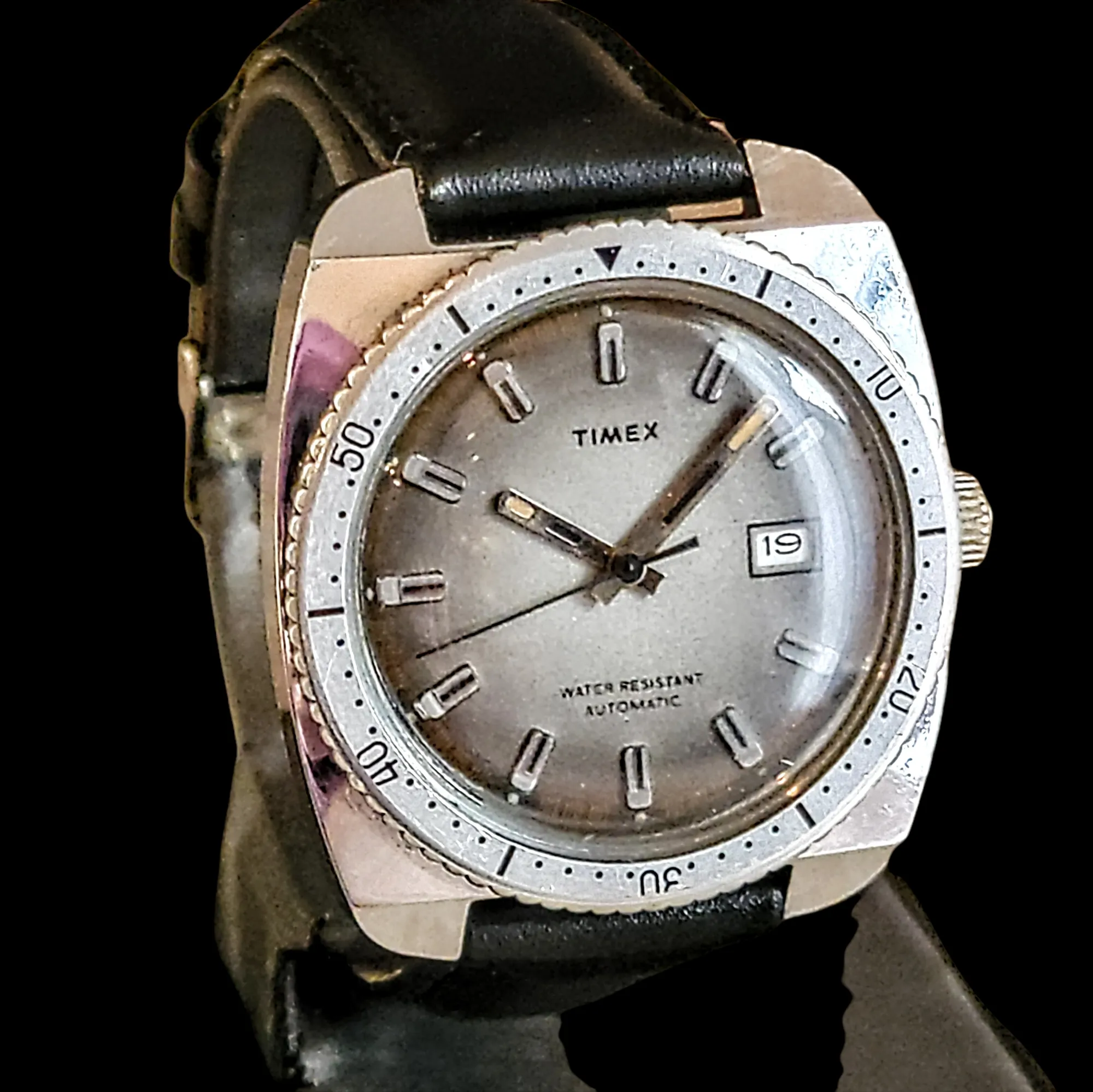 1975 TIMEX Viscount Automatic Watch Date Indicator Cal. M32