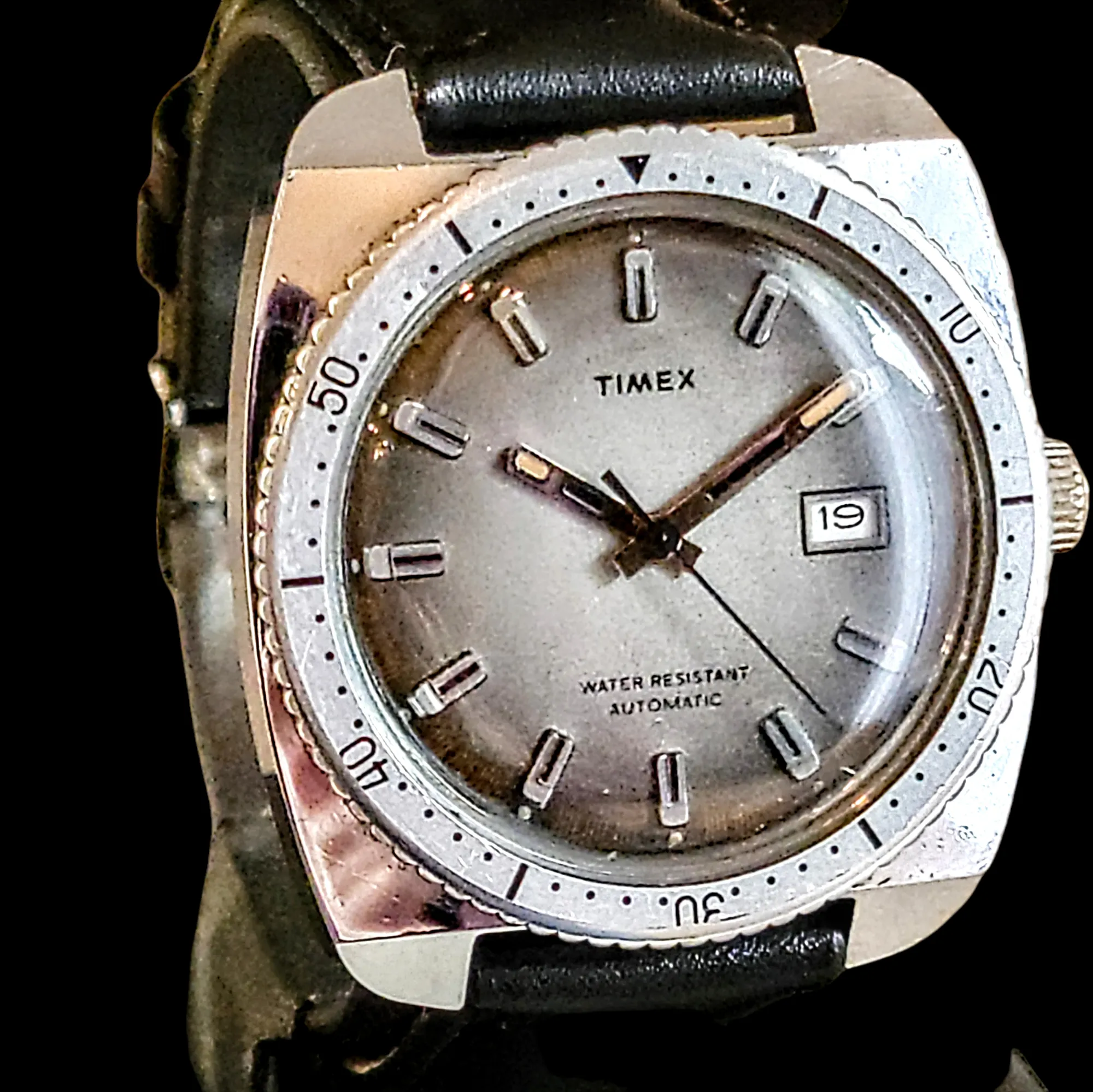 1975 TIMEX Viscount Automatic Watch Date Indicator Cal. M32