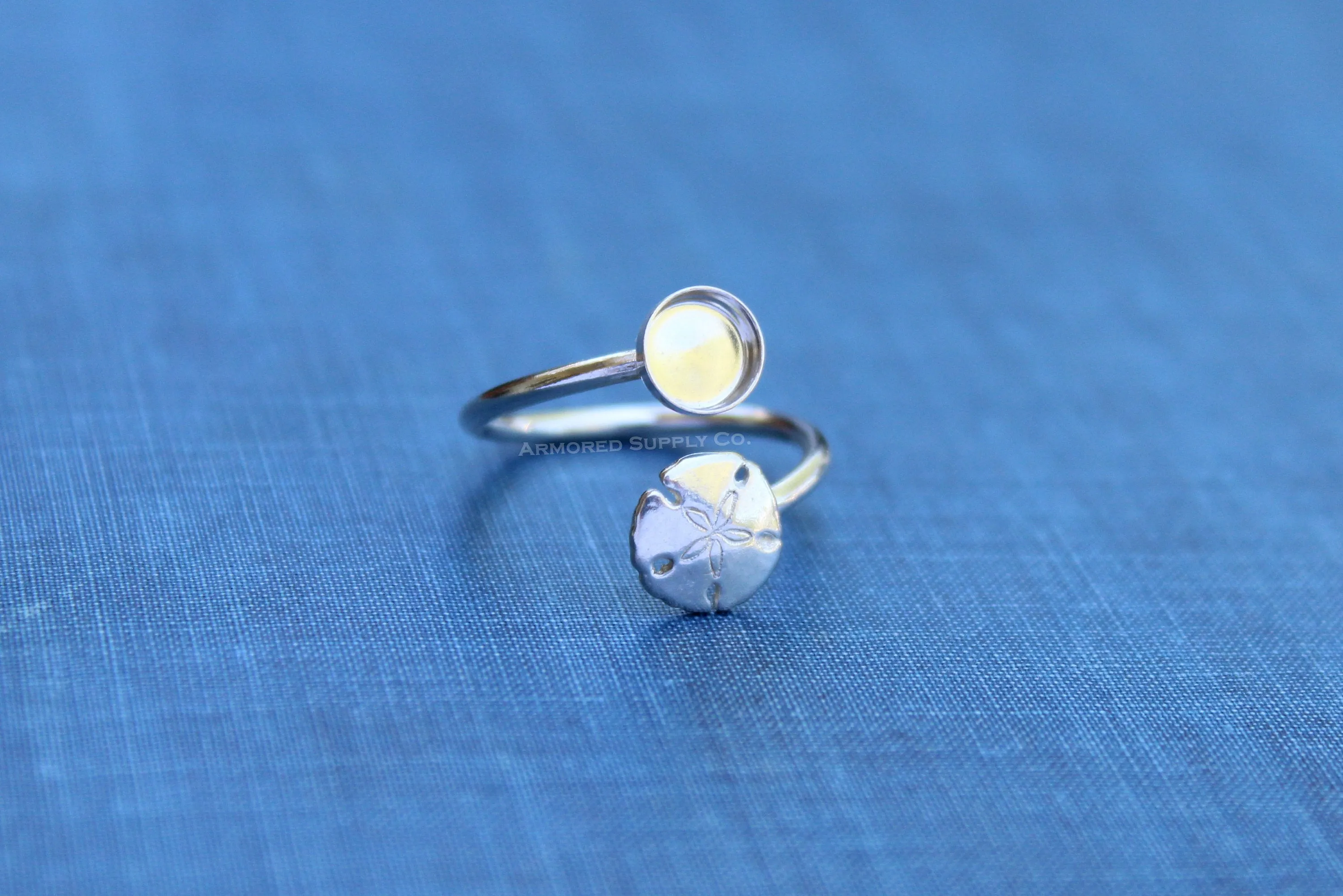 5mm Silver Sand Dollar Wrap Bypass Adjustable Bezel Ring blank
