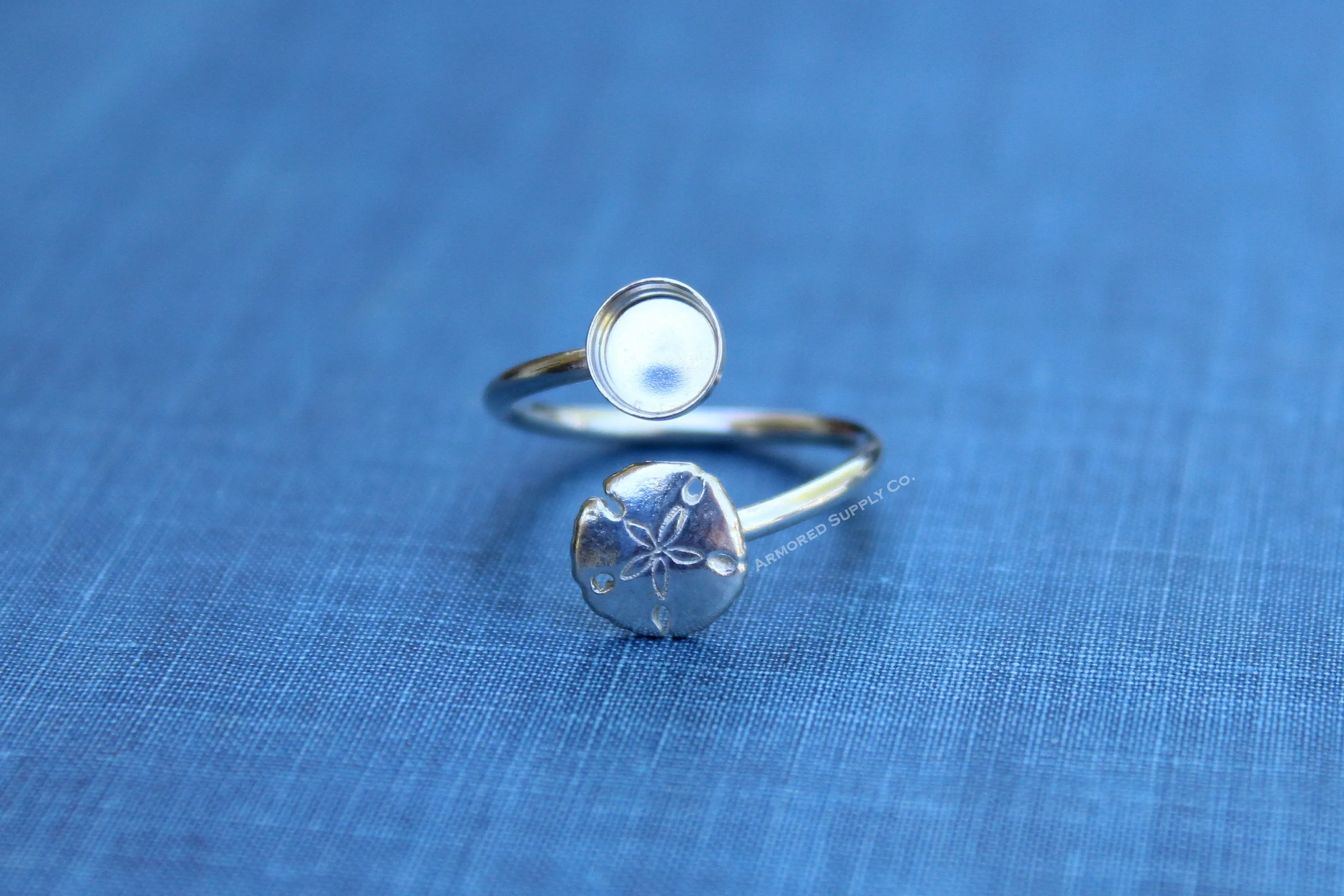 5mm Silver Sand Dollar Wrap Bypass Adjustable Bezel Ring blank