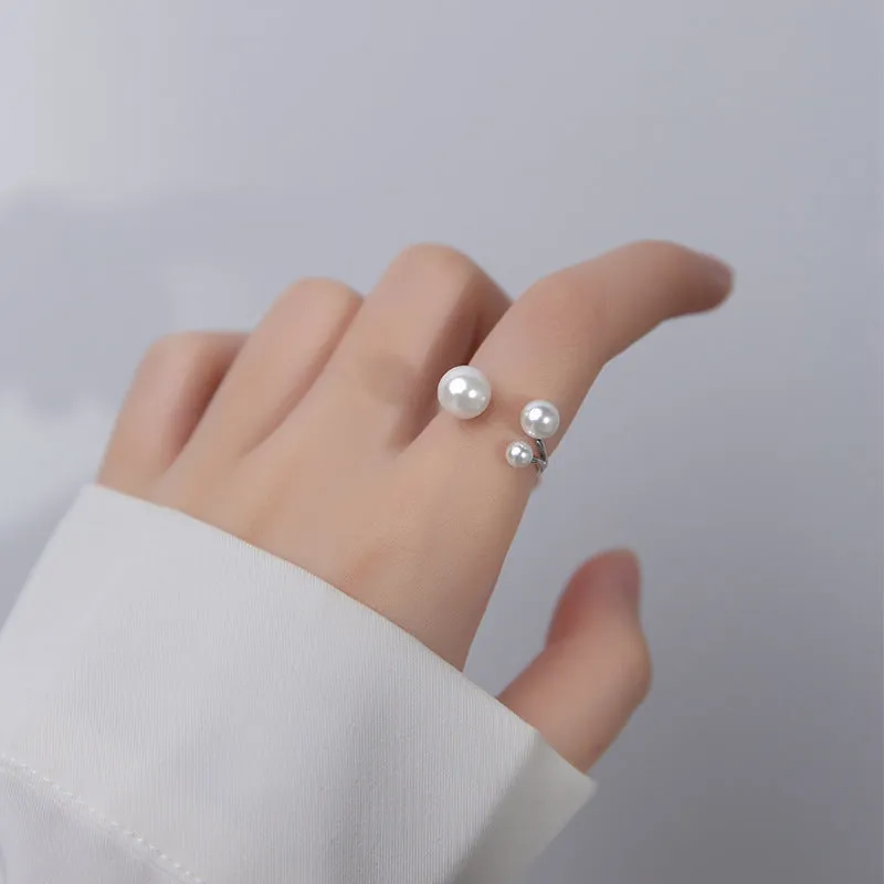 Adjustable Triangle Freshwater Pearl Ring