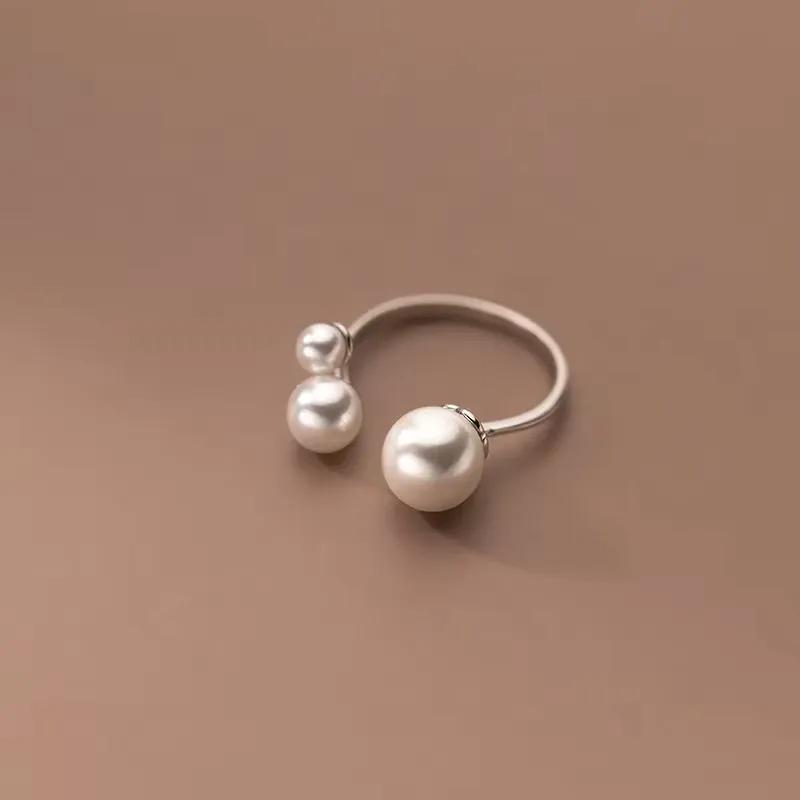 Adjustable Triangle Freshwater Pearl Ring