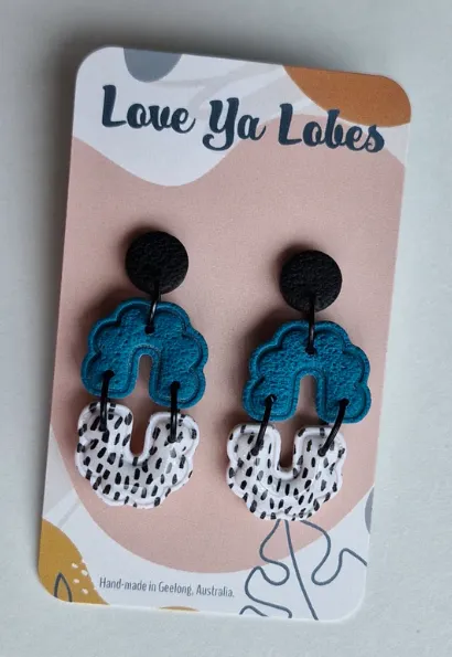 Amelia Dangle Earrings