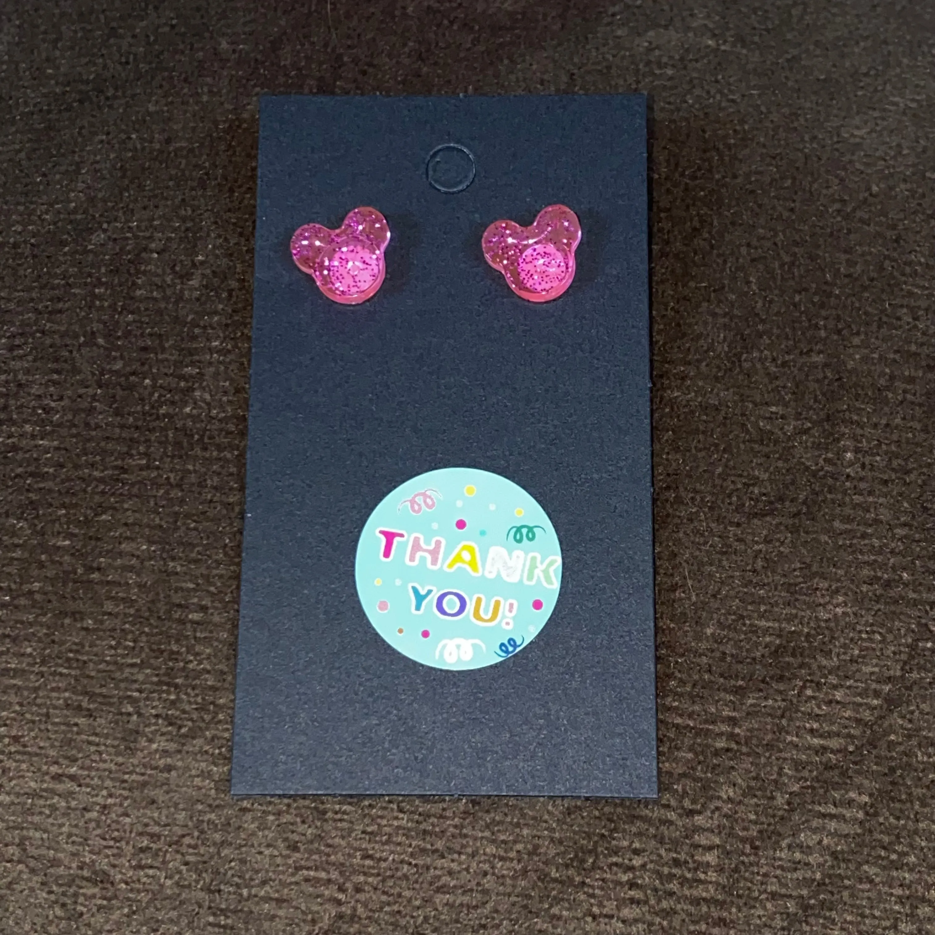 Assorted Pink Glitter Stud Earrings💗