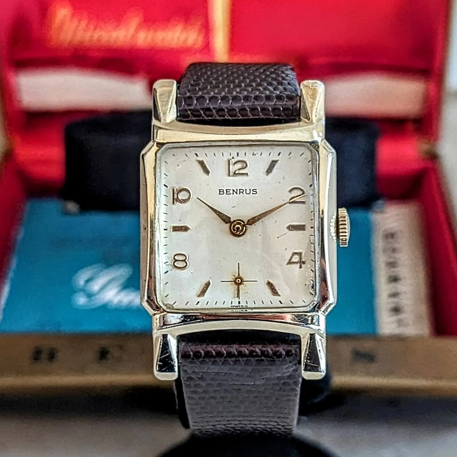 BENRUS Watch Model DM21 17 Jewels Swiss Made Vintage Wristwatch