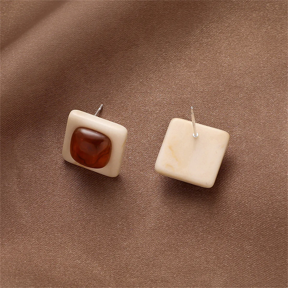 Brown & Silver-Plated Square Stud Earrings
