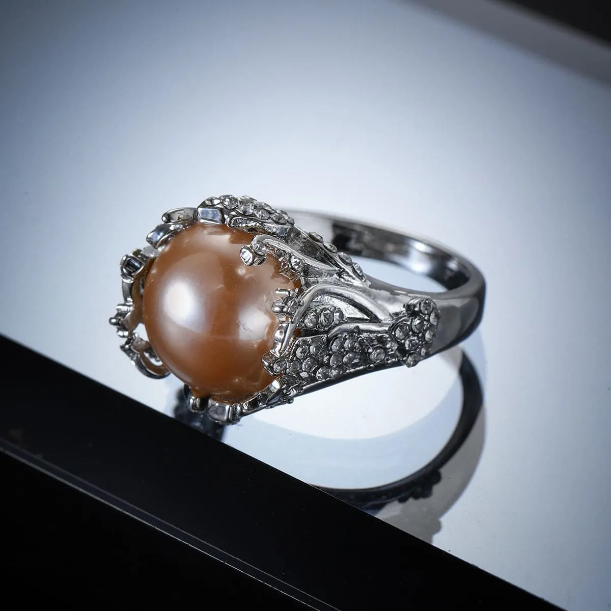 Champagne Pearl & Cubic Zirconia Silver-Plated Floral Botany Ring