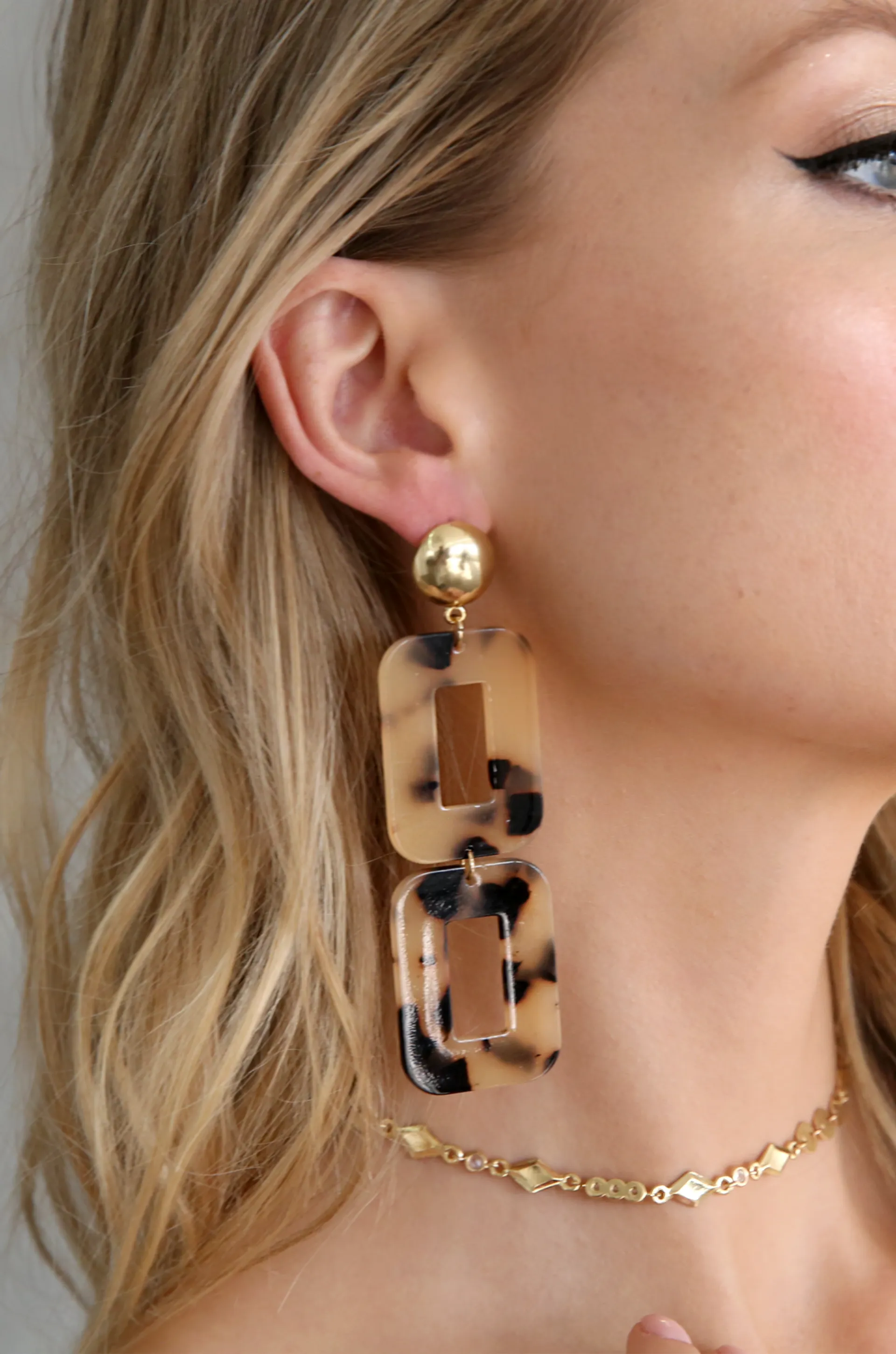Double Square Tortoise Resin & Earrings