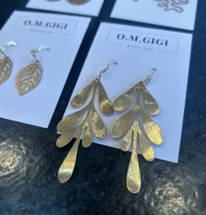 EARRINGS // 16 STYLES