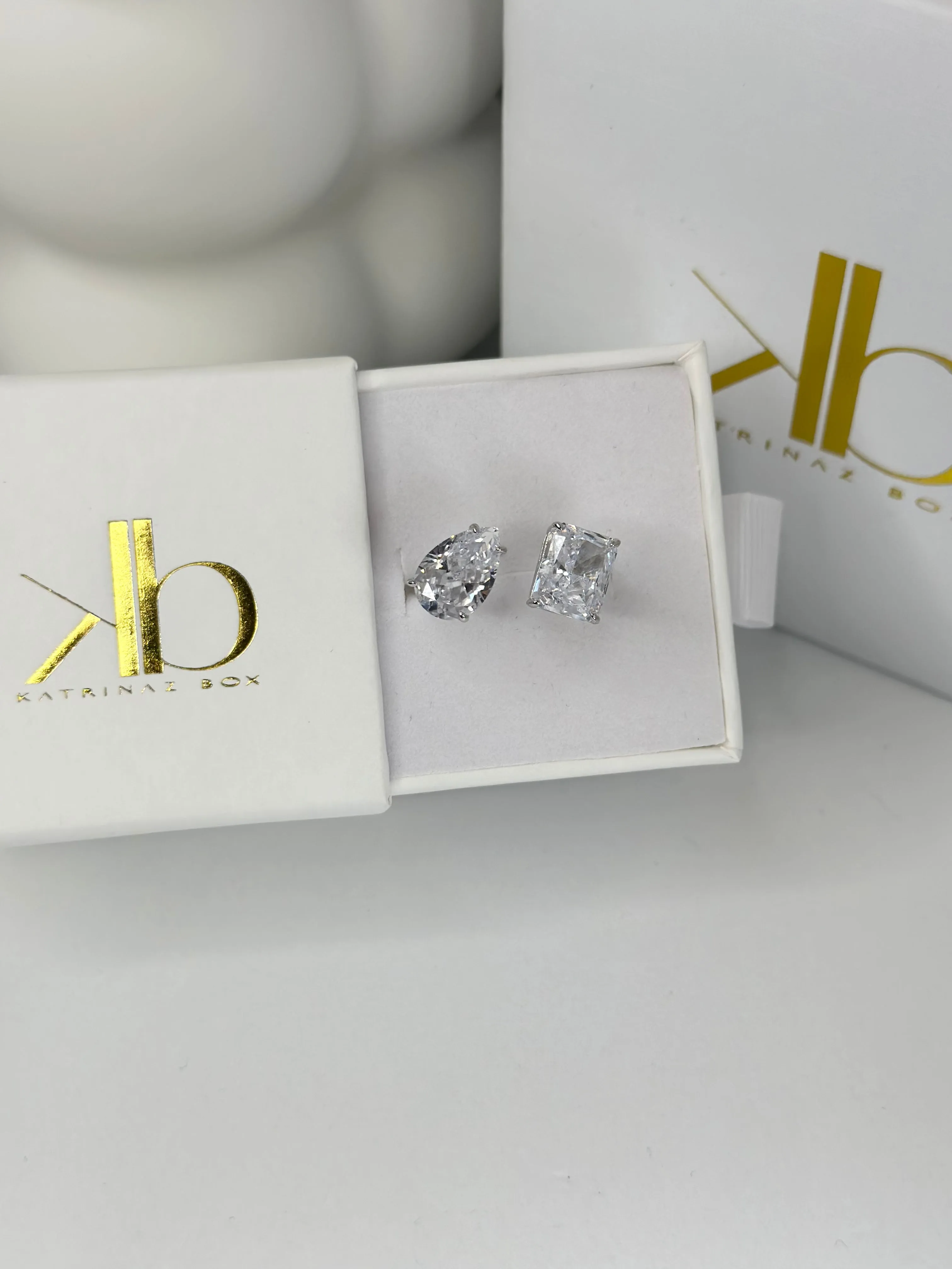 ETHEREAL ADJUSTABLE RING