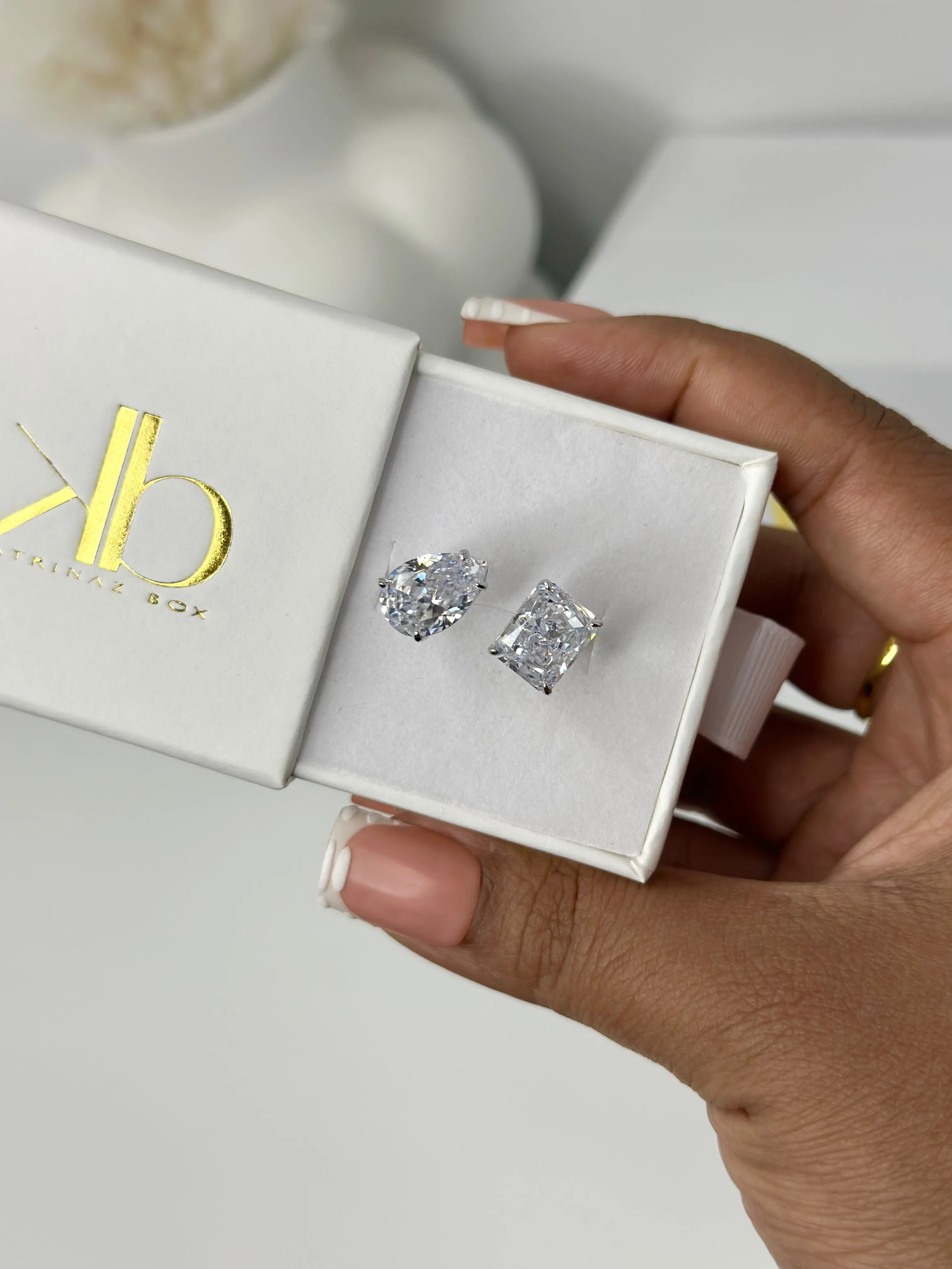 ETHEREAL ADJUSTABLE RING