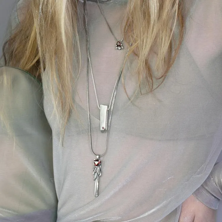 FEATHER SPEAR NECKLACE | LABRADORITE