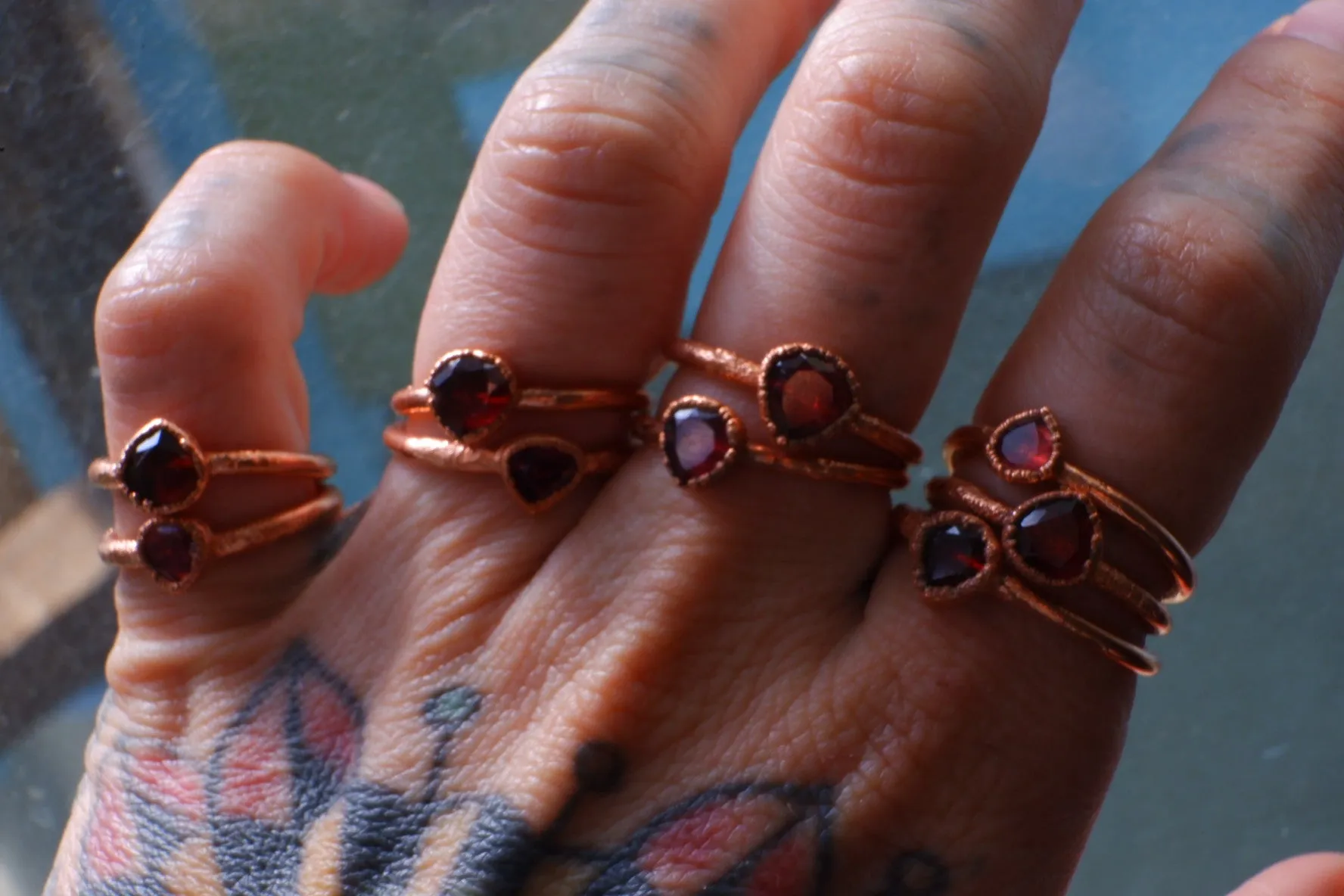 GARNET PEAR RING Faceted