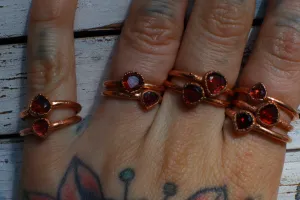 GARNET PEAR RING Faceted