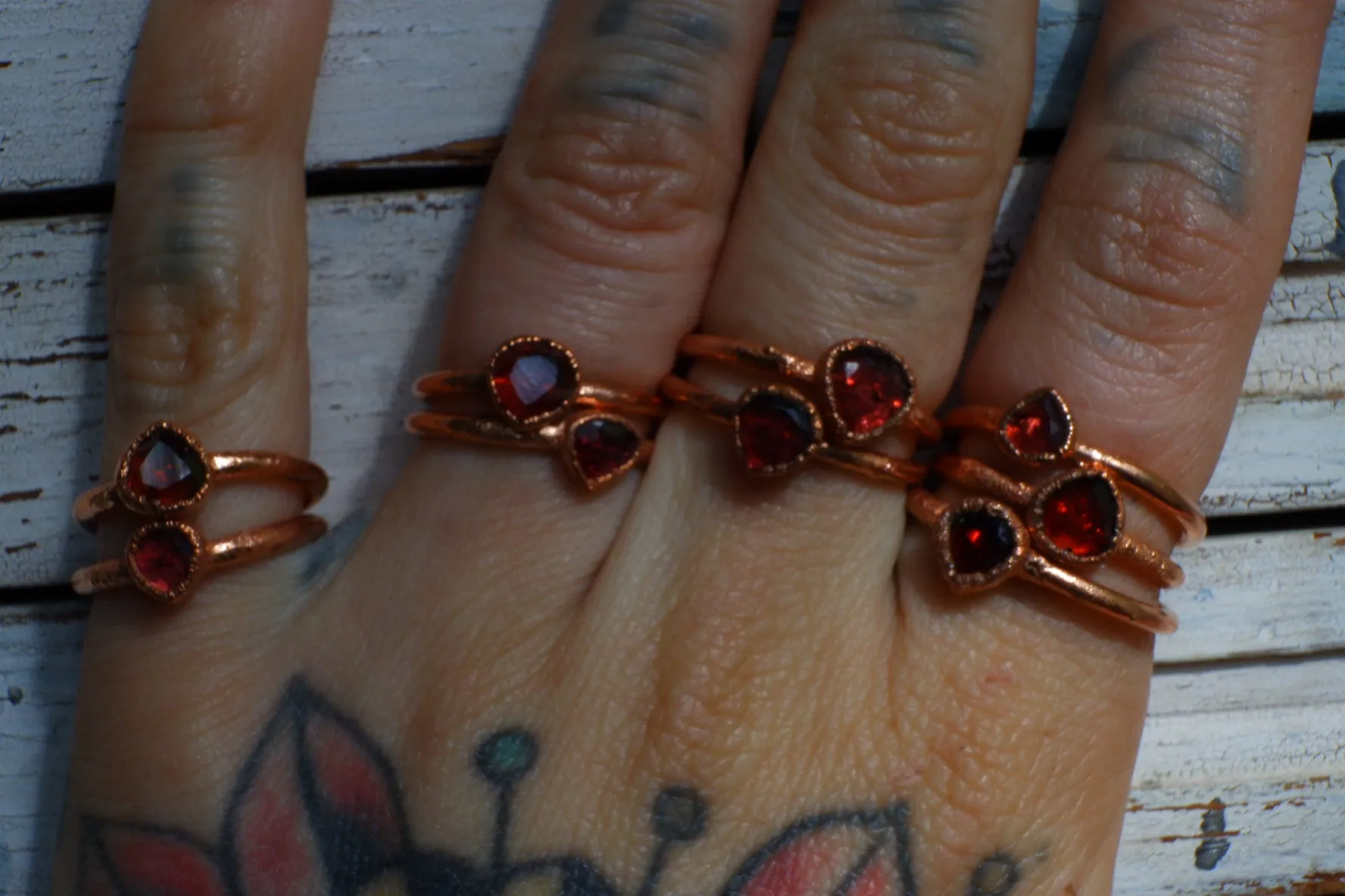 GARNET PEAR RING Faceted