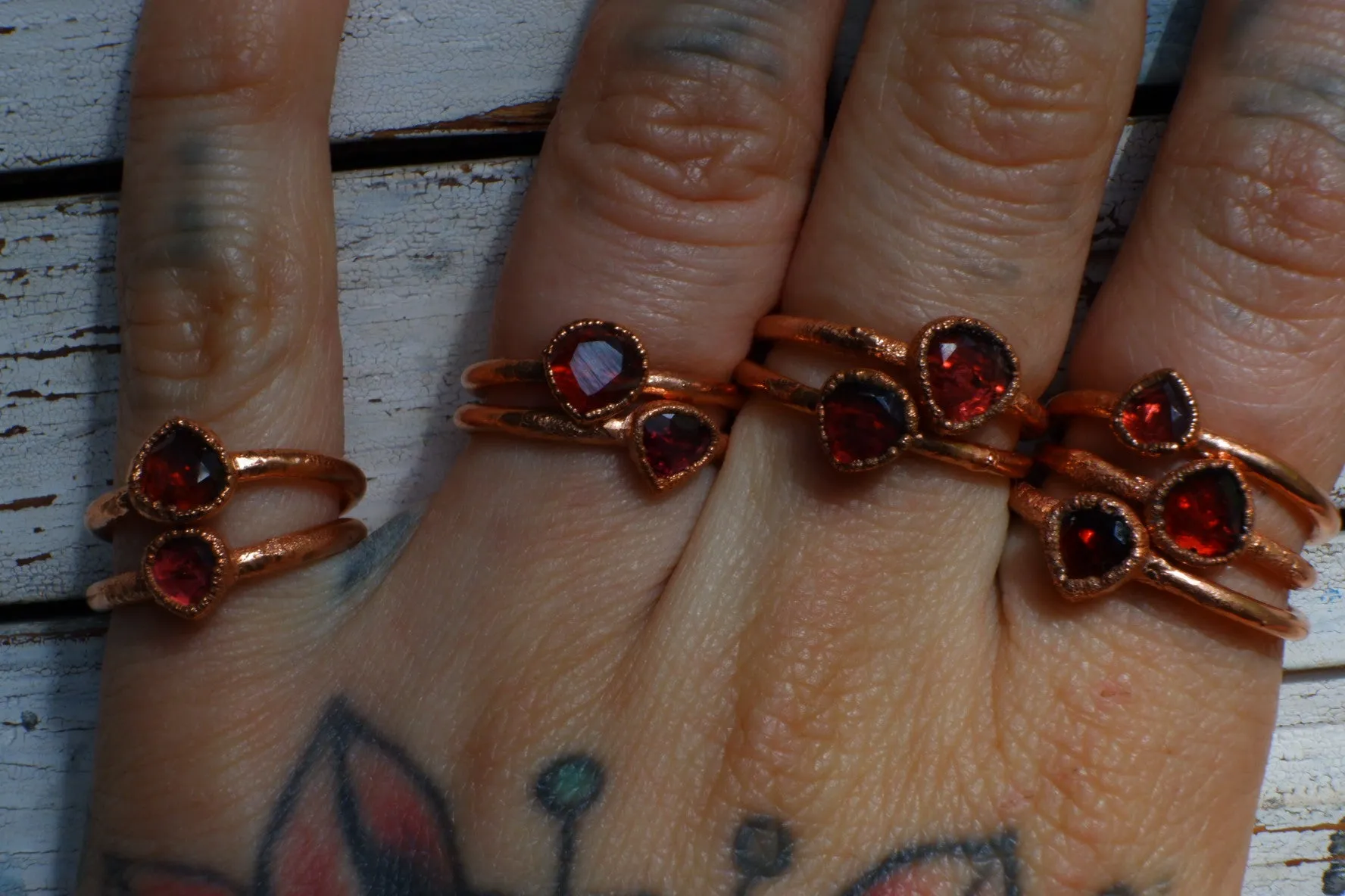 GARNET PEAR RING Faceted