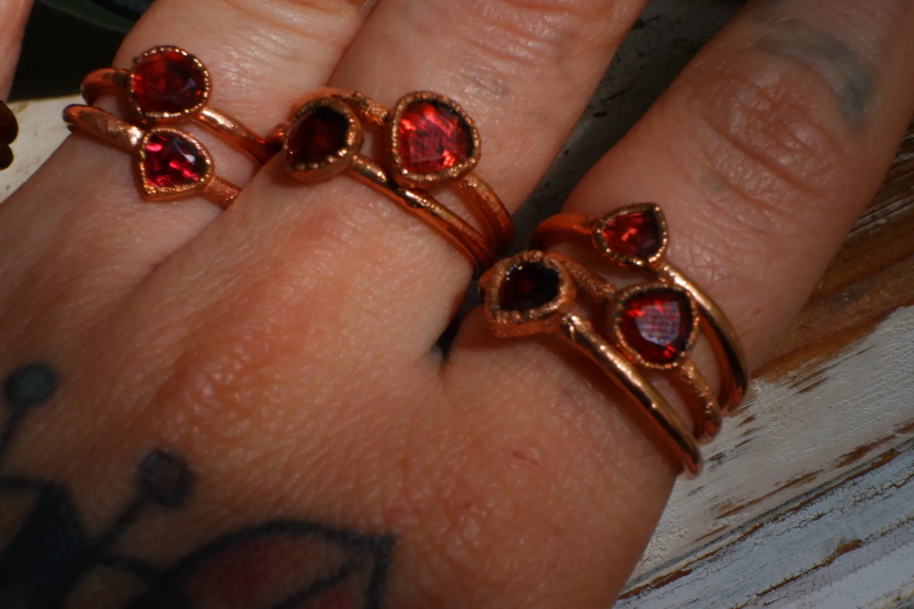 GARNET PEAR RING Faceted