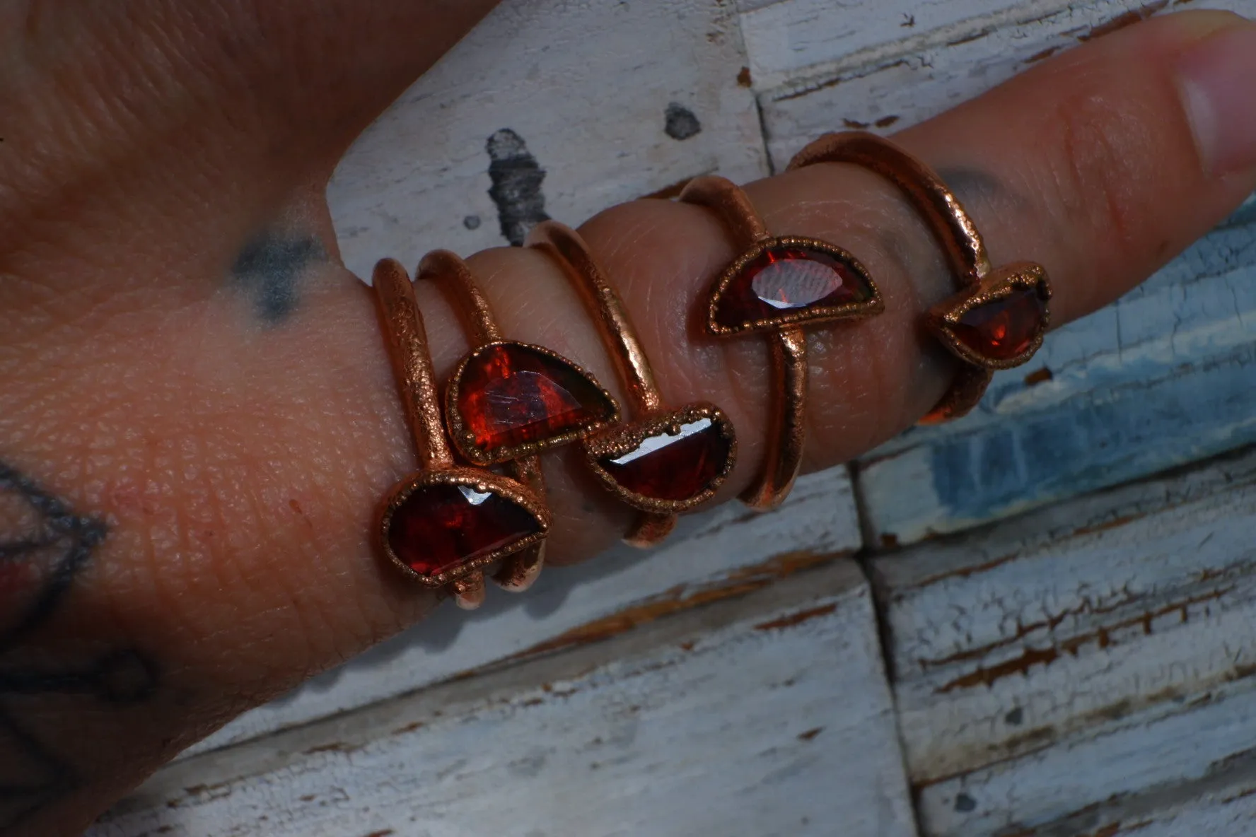 GARNET RING Faceted