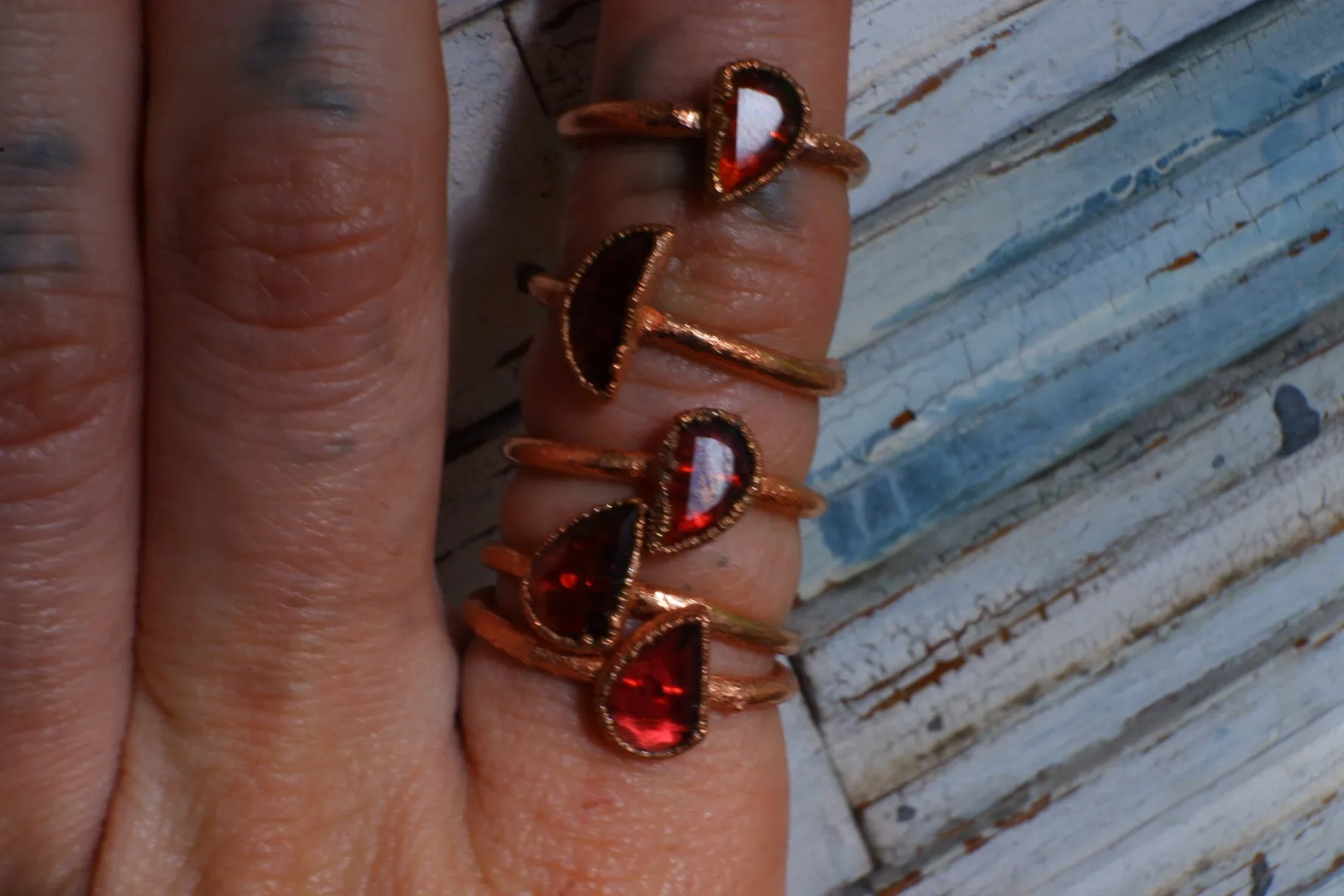 GARNET RING Faceted