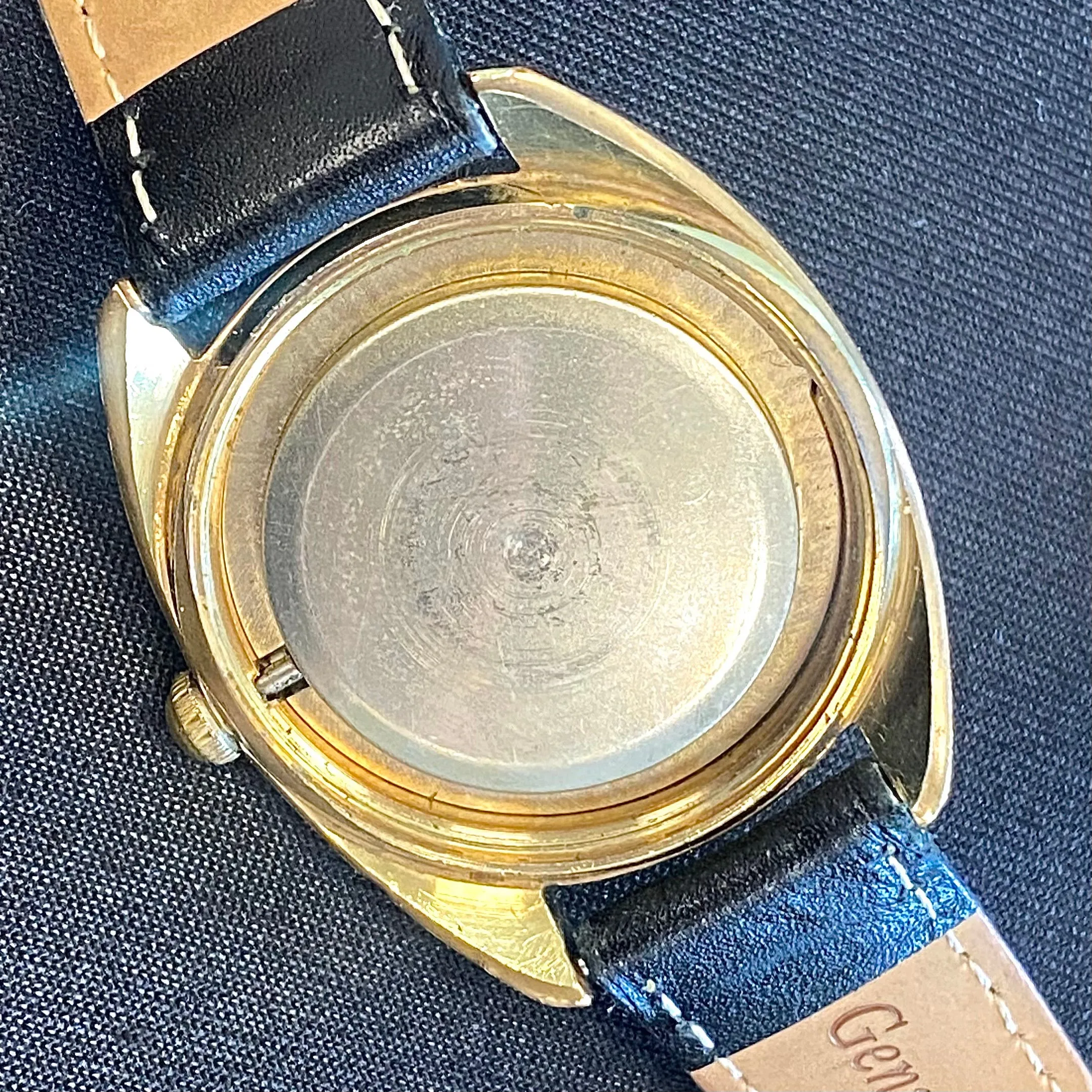 Gruen Precision 17 Jewels Watch Cal. 512CD Day/Date Indicator Swiss Made Wristwatch