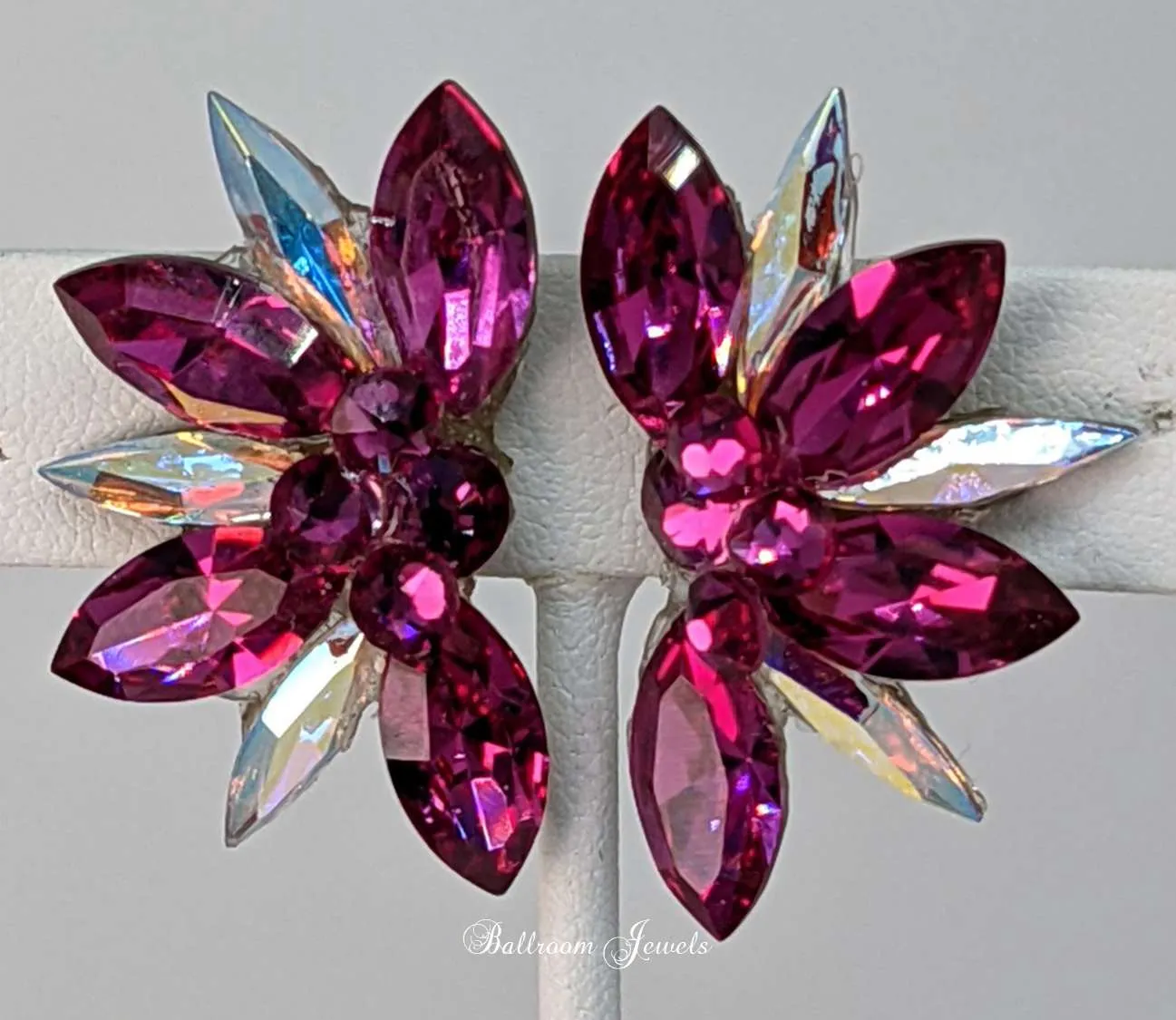 Half Star crystal ballroom earrings - in Fuchsia