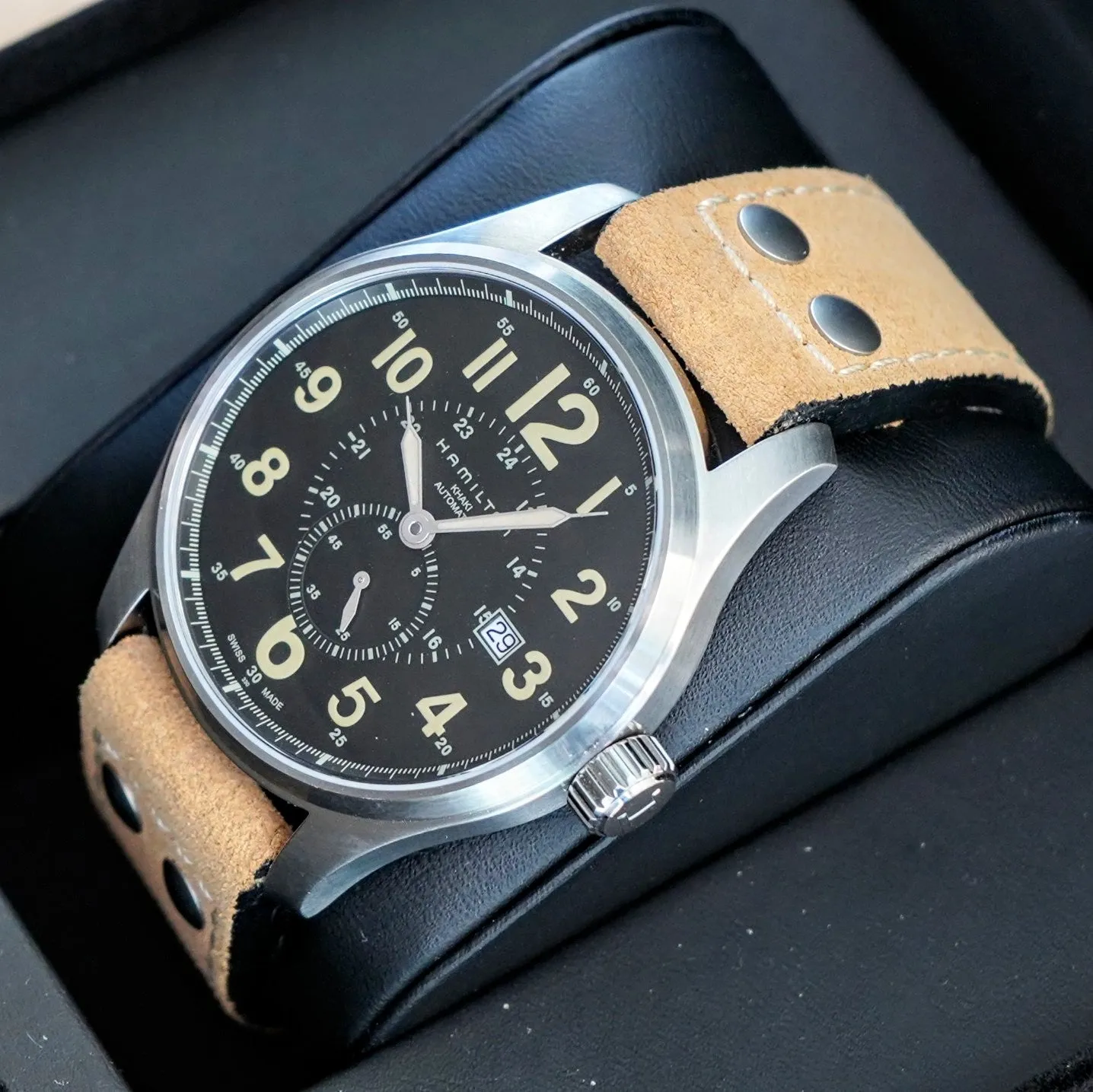 HAMILTON Khaki Field Officer Auto Watch H706550 44mm Black Dial Wristwatch  - ALL Original & Double Box!