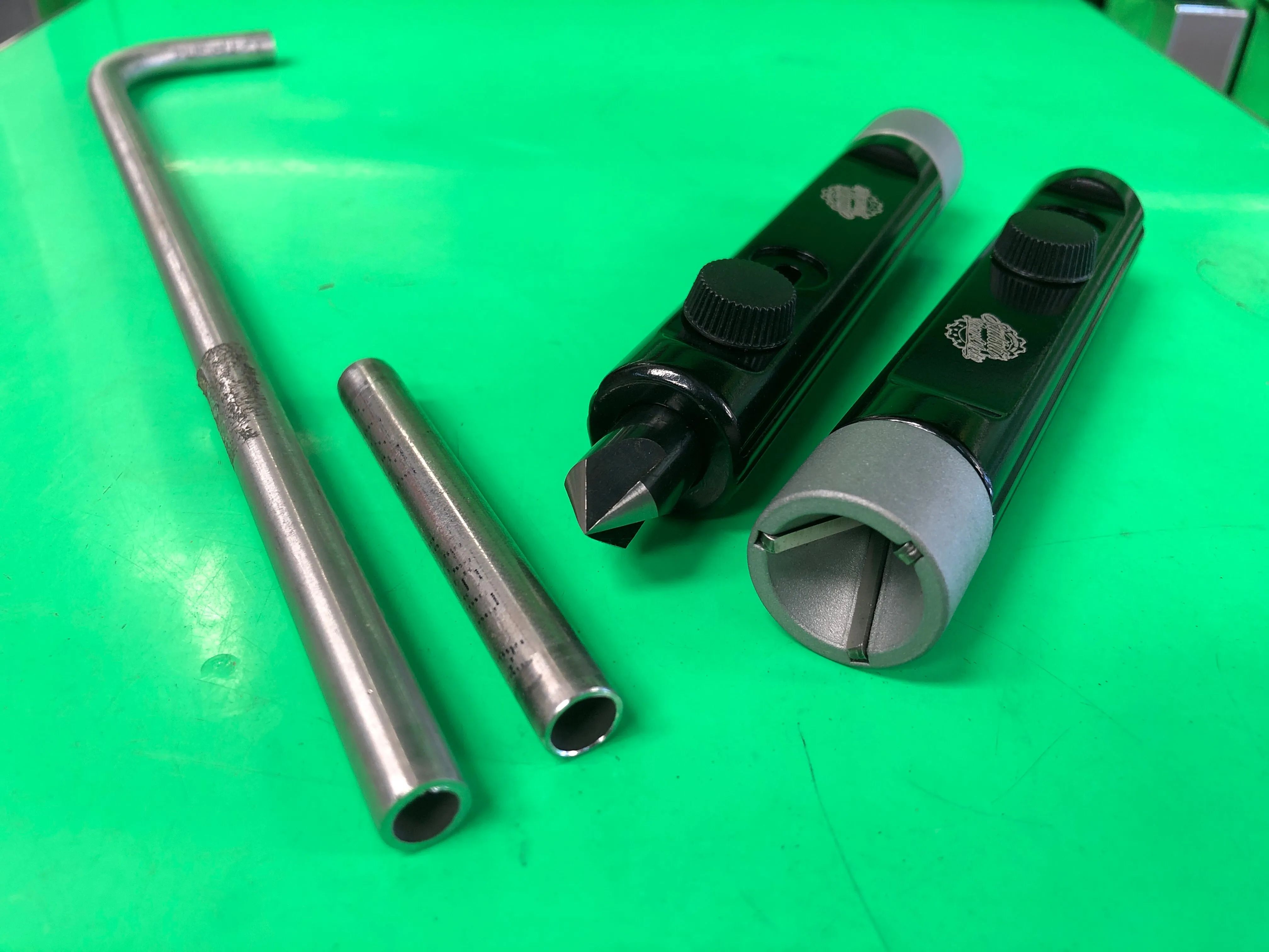 Hardline Deburring Tool