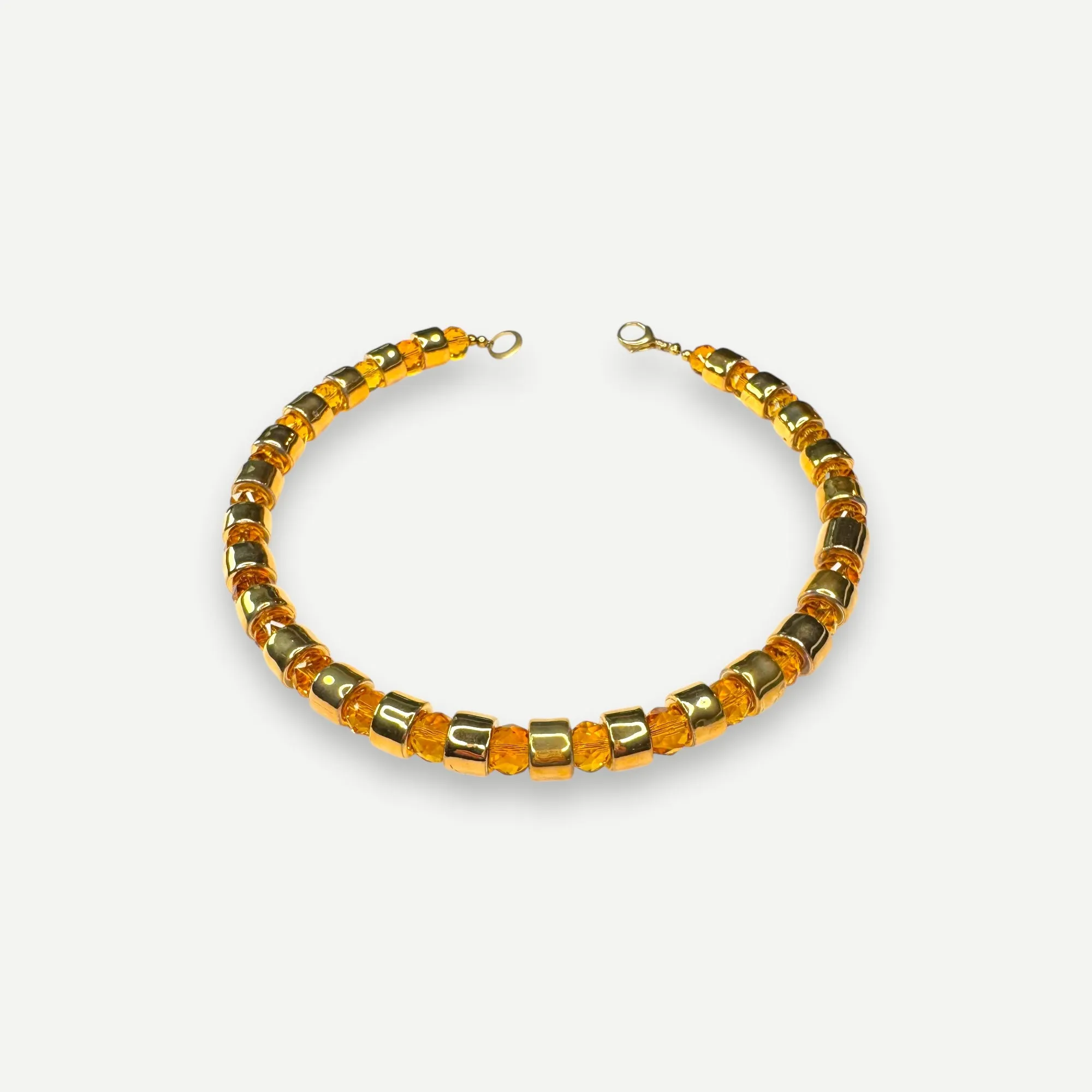 KARAT & CITRINE SUNDRY.  BEAD ONE.