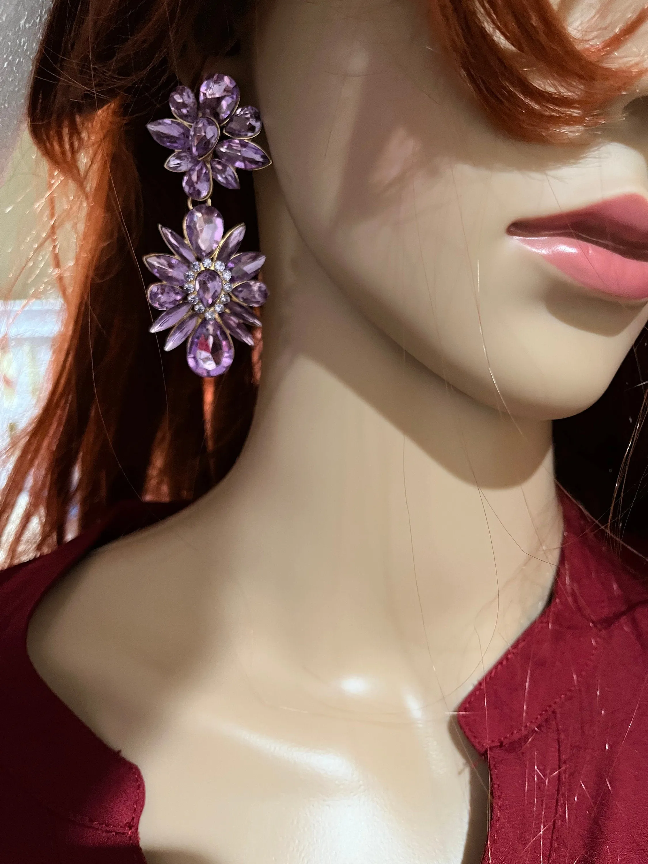 Lavender Purple Crystal earrings , long large  lavender teardrop earring purple earrings , big  light  purple wedding earrings lilac