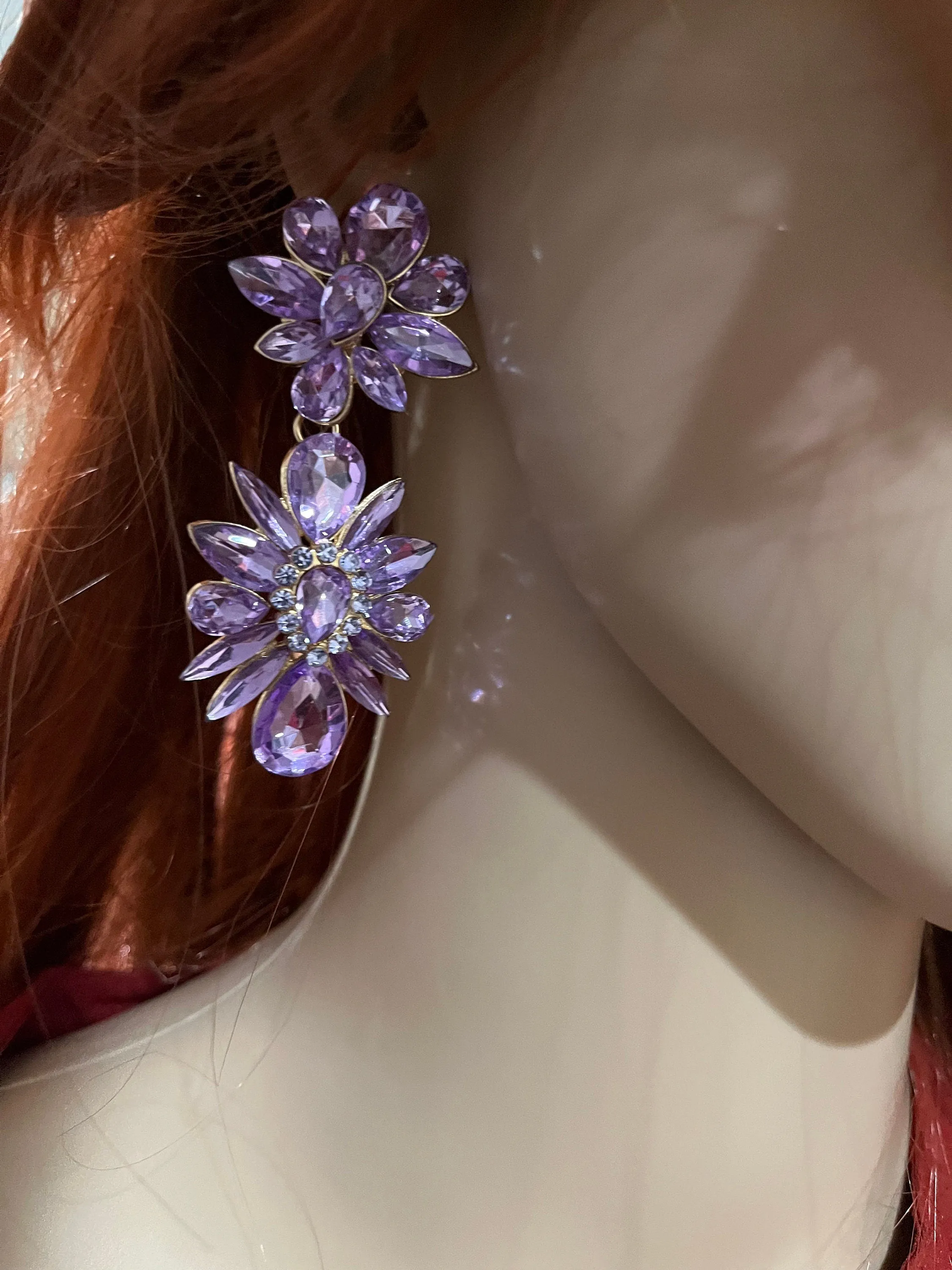 Lavender Purple Crystal earrings , long large  lavender teardrop earring purple earrings , big  light  purple wedding earrings lilac
