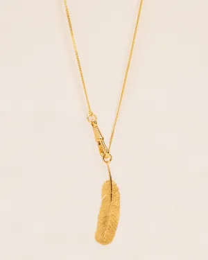 Long necklace with feather pendant in silver
