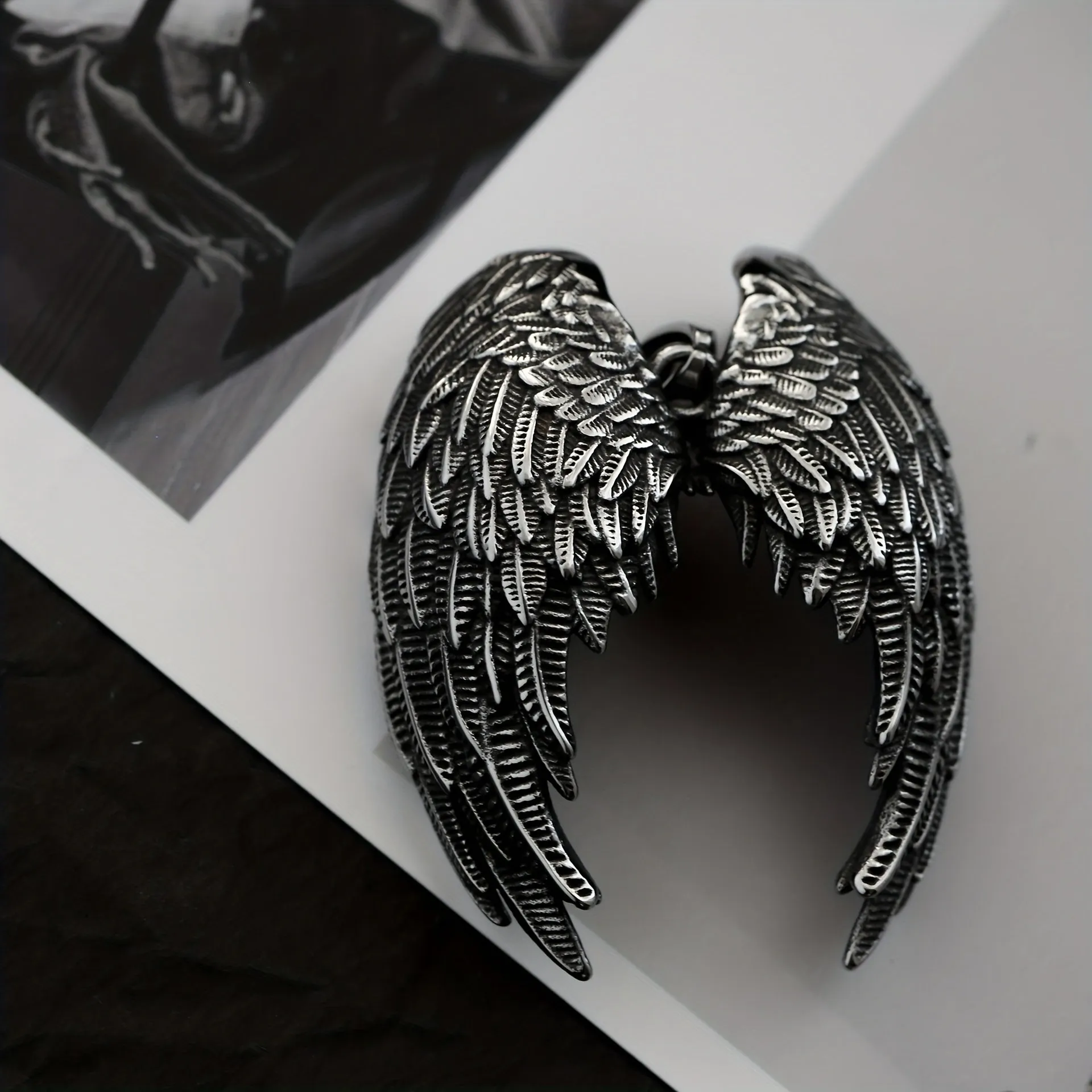 Men's Angel Wings Feather Pendant Necklace Retro Punk Style