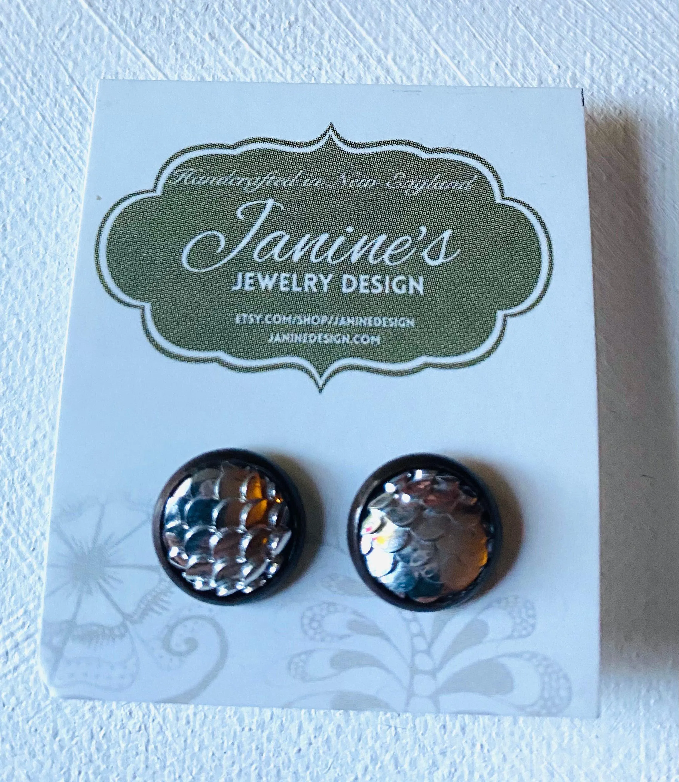 Mermaid Studs/Scale Resin Earrings/Mermaid Earrings