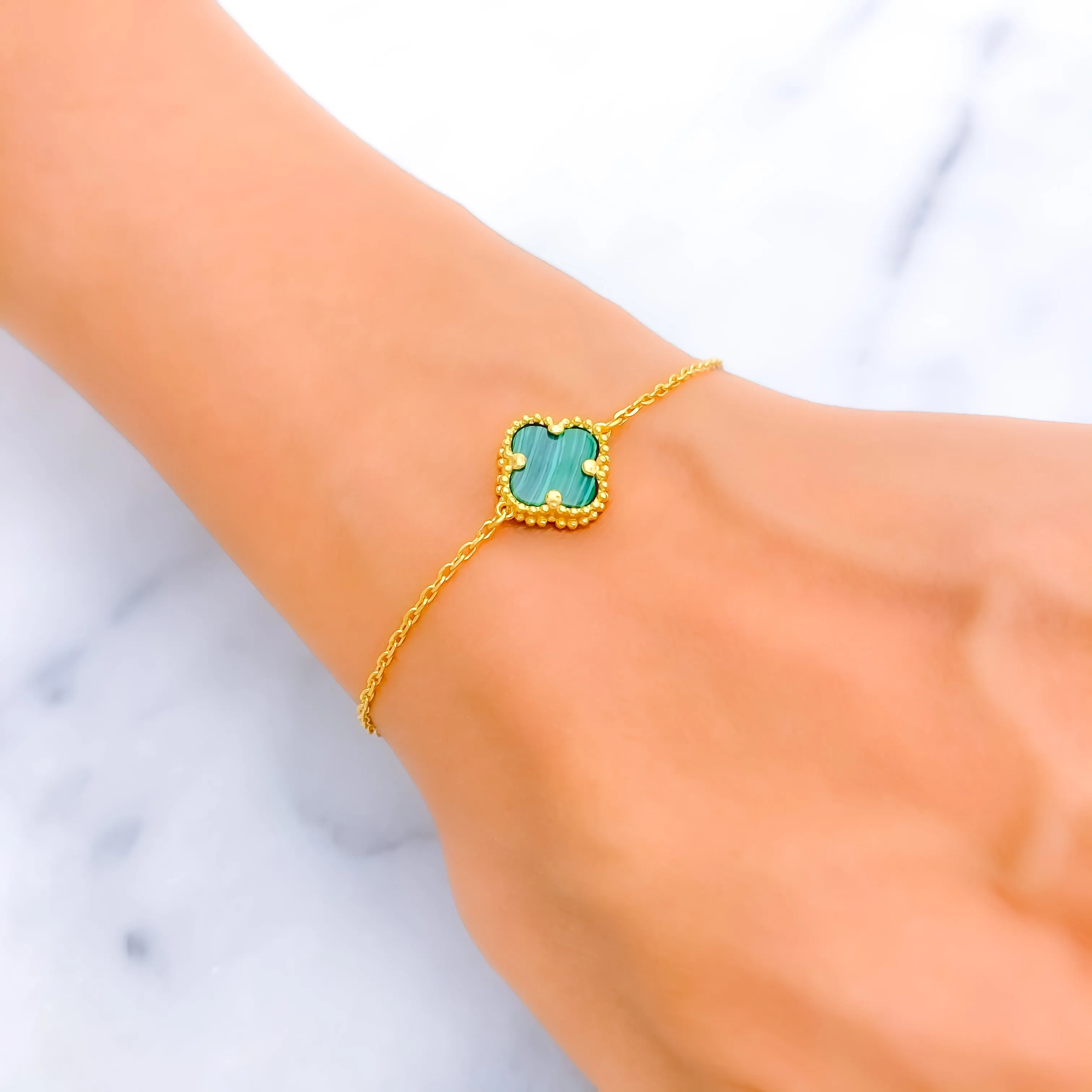 Minimalist Sleek 21k Gold Bracelet