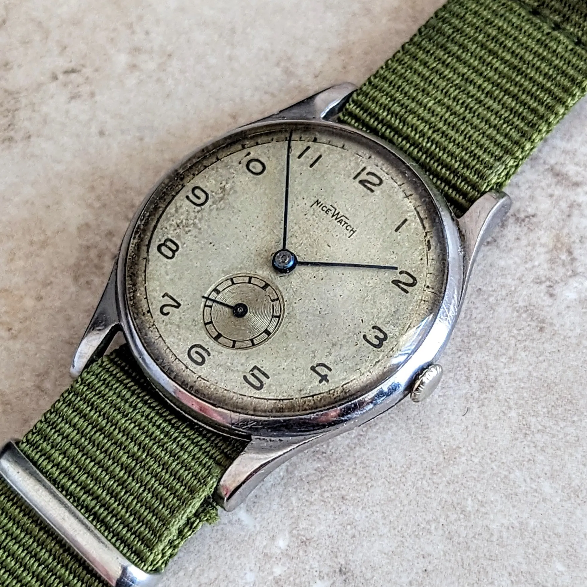 NICE WATCH Military Style 34.5mm Wristwatch Swiss Cal. ETA 960 Watch