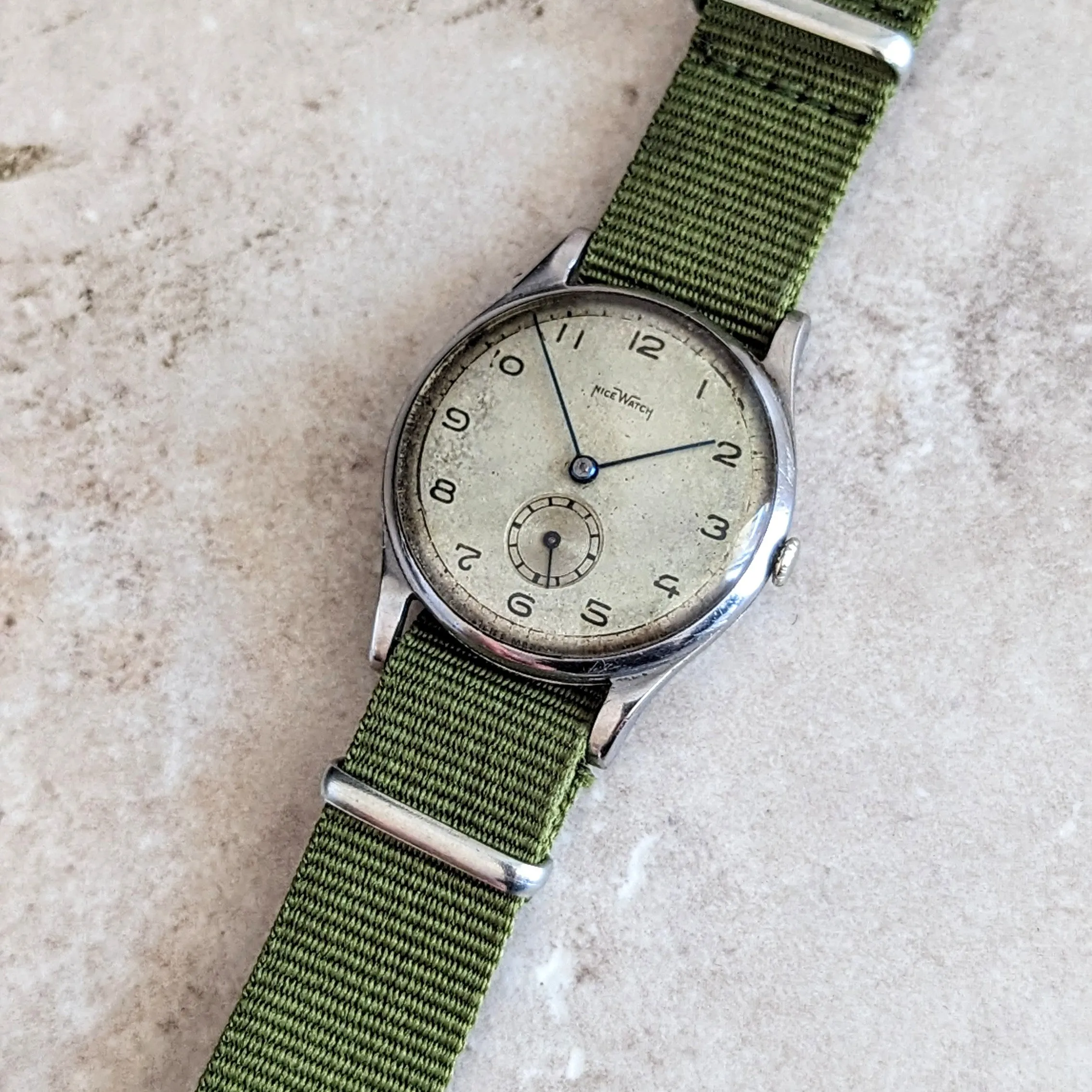 NICE WATCH Military Style 34.5mm Wristwatch Swiss Cal. ETA 960 Watch
