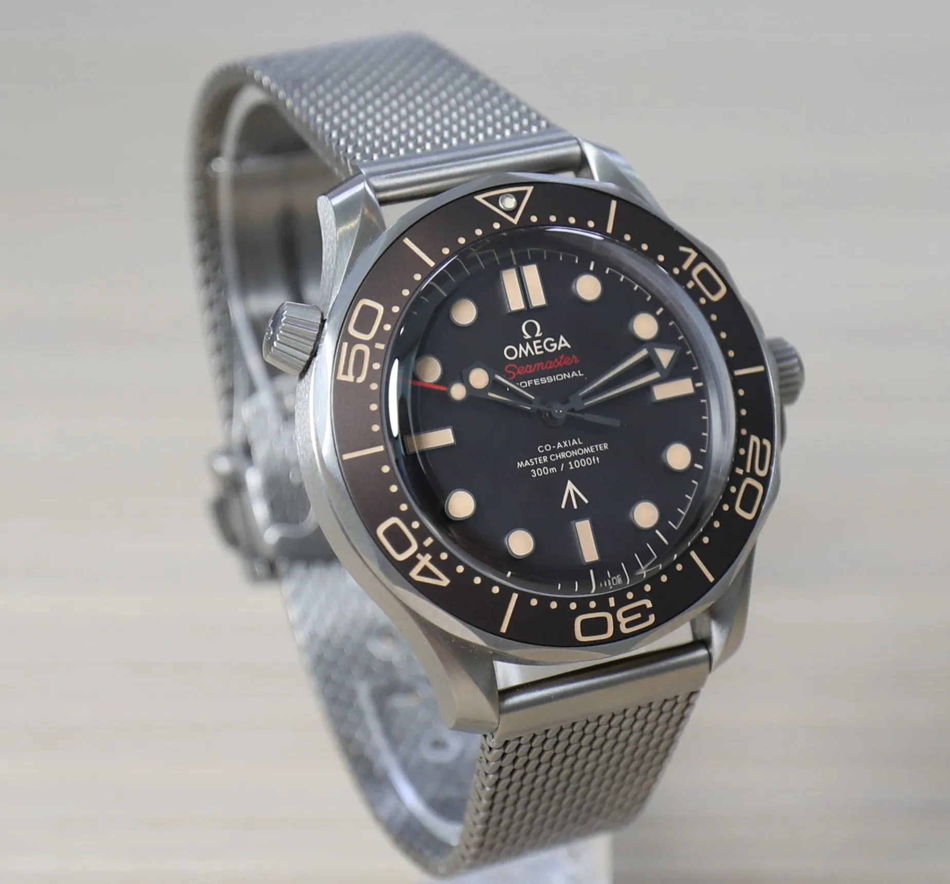 Omega Seamaster Diver 300M James Bond Edition 007 – No Time to Die -Titanium – New – full set