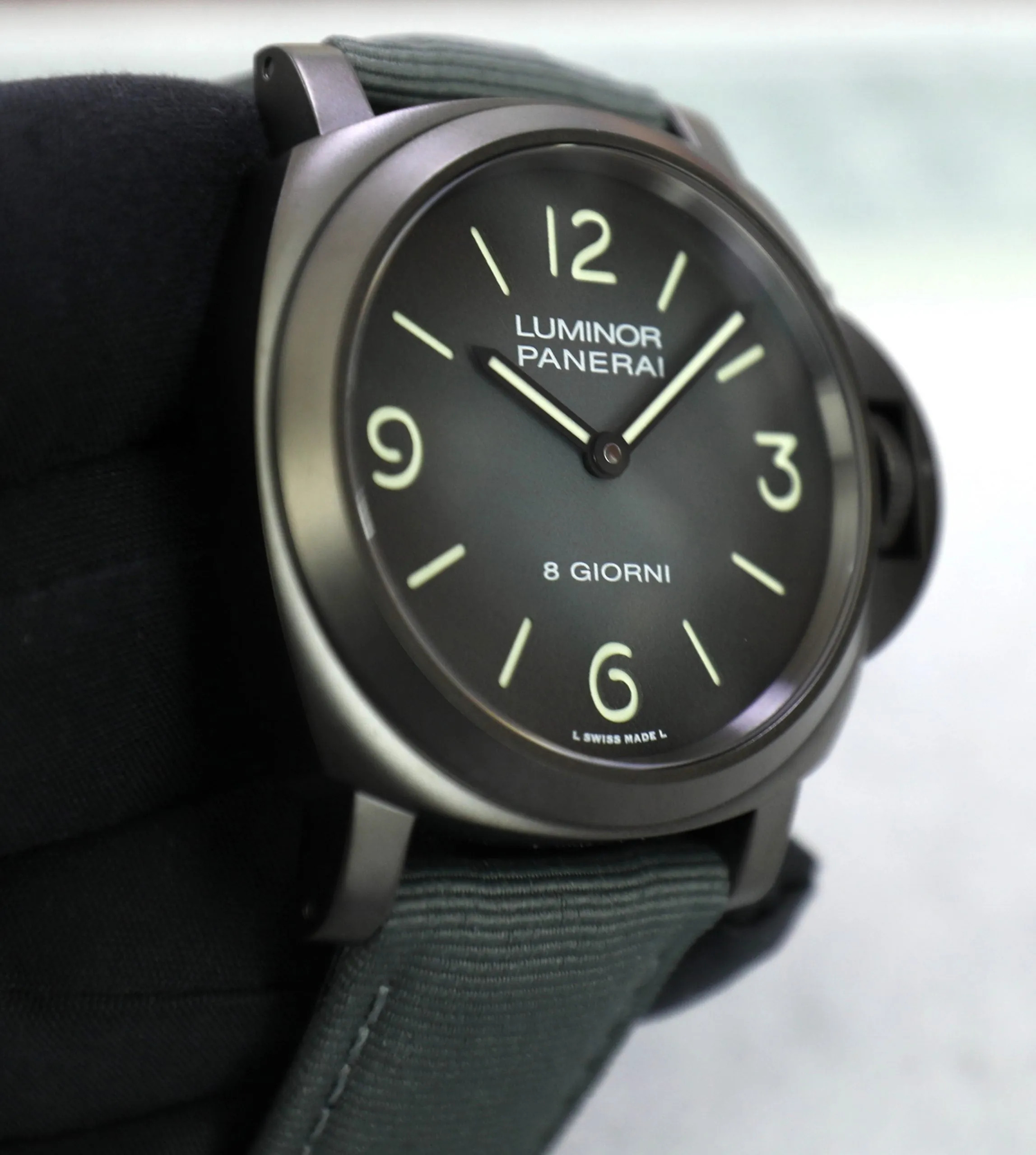 Panerai Luminor Geneva Boutique Edition 121pcs 8 Days Power Reserve Titanium and DLC