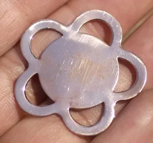 Petal Cutout in Flower Metal 31mm Cutout