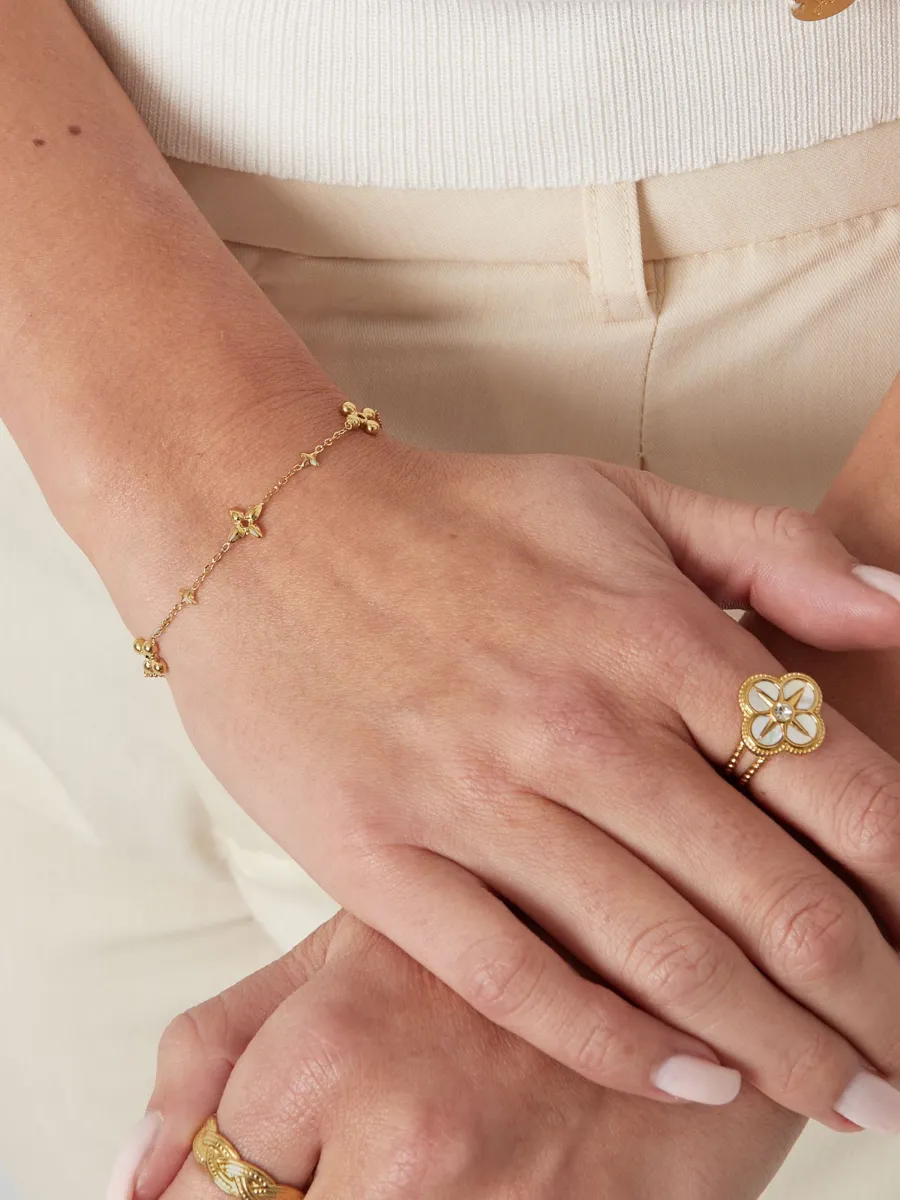 Primavera bracelet - bohemian flower charms