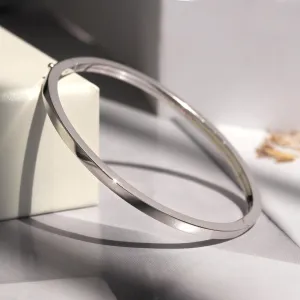 Puffed Shine Gold Bangle
