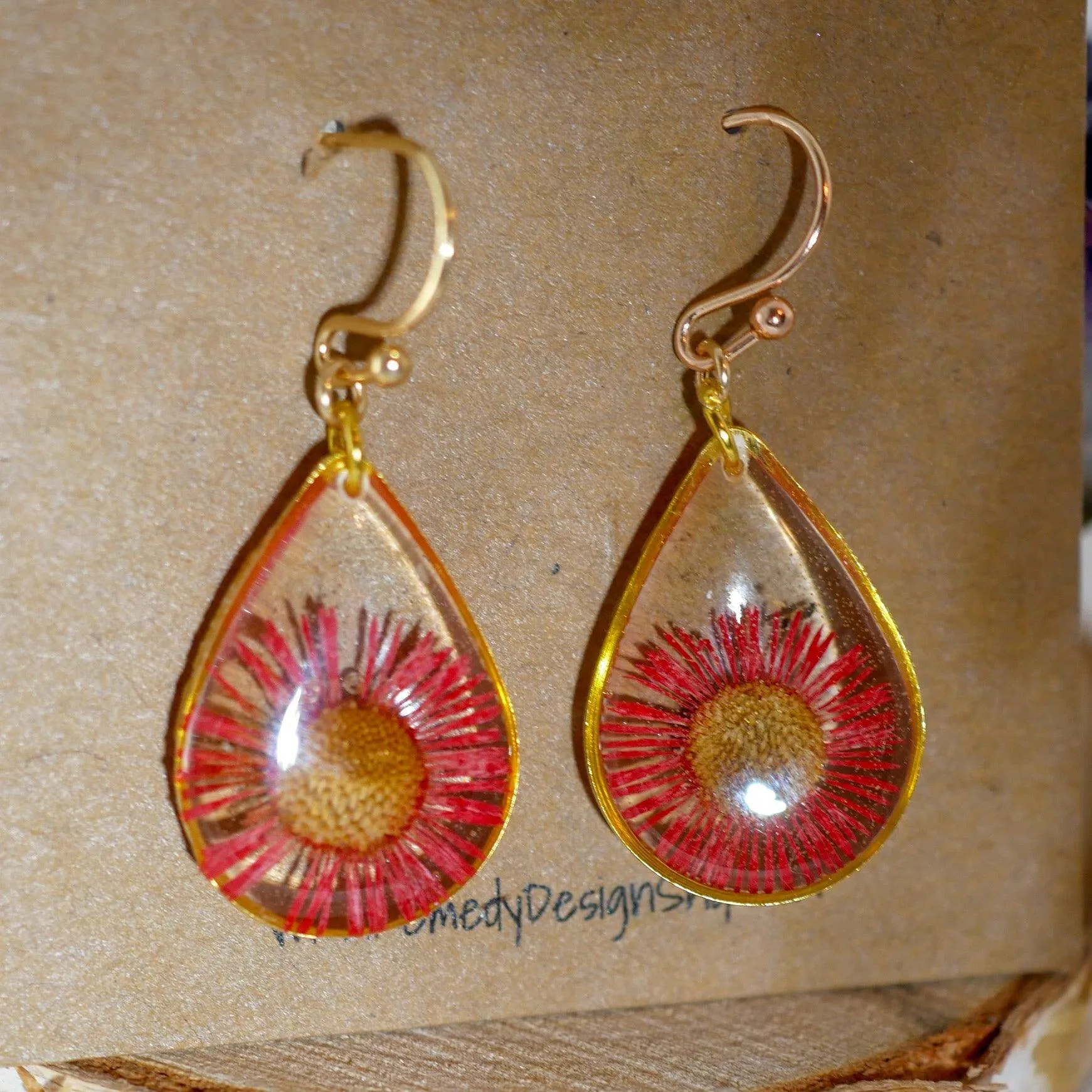 Red Daisy Teardrop Earrings