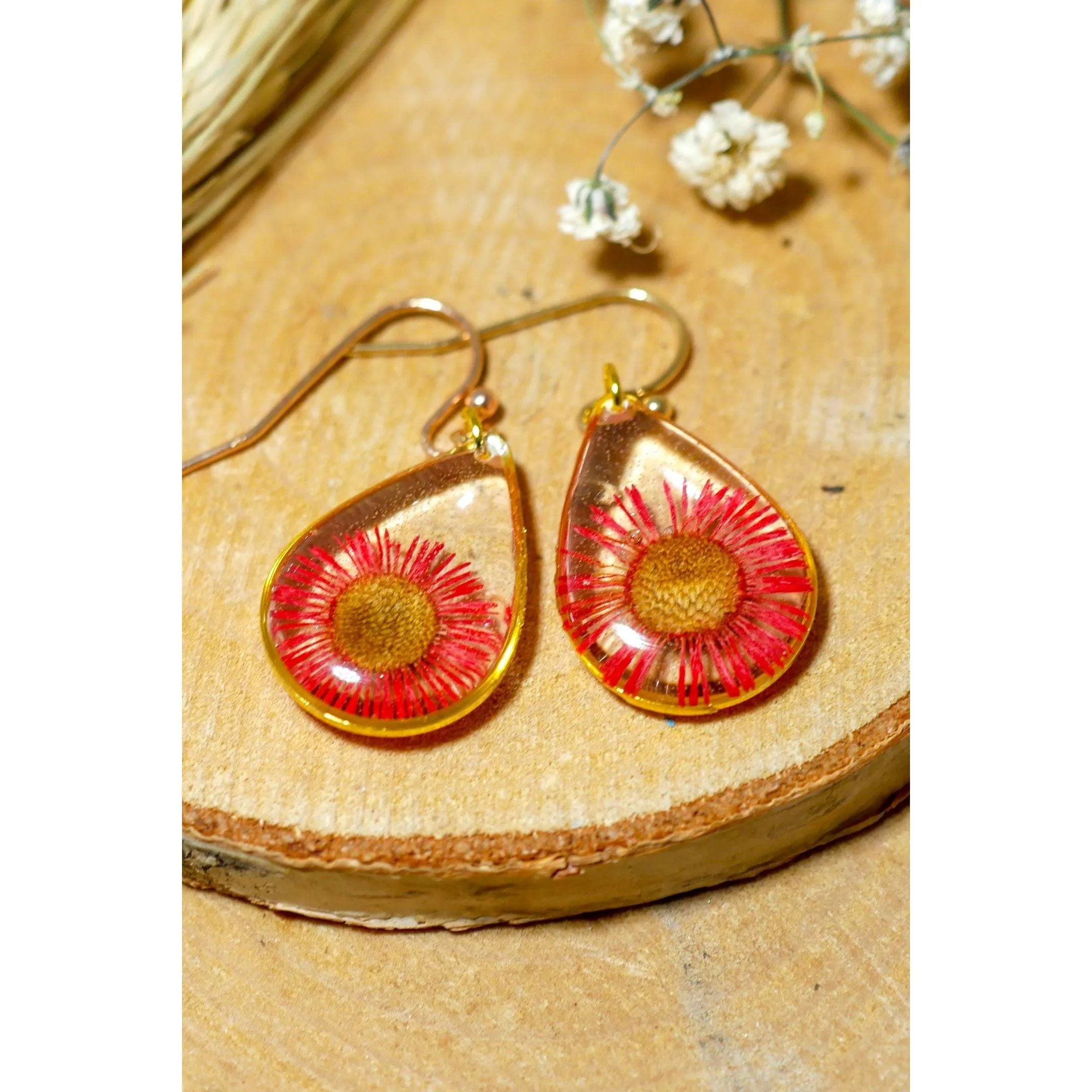 Red Daisy Teardrop Earrings