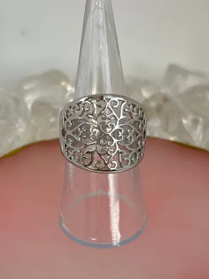 ~Ring: Filigree Ring —  Boho Style