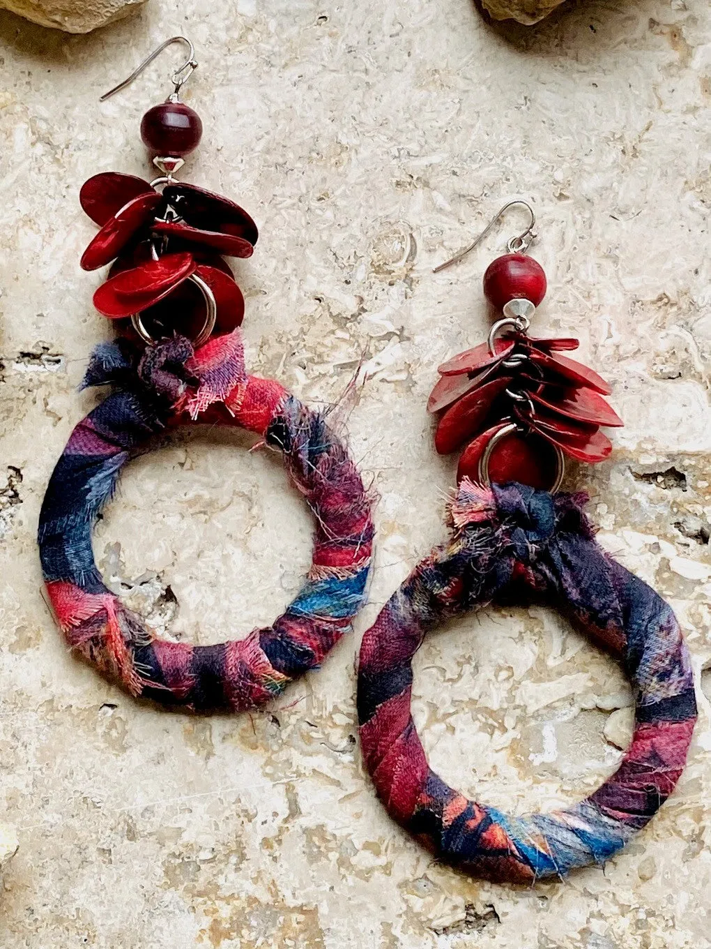 Rosa Short Silhouette Necklace